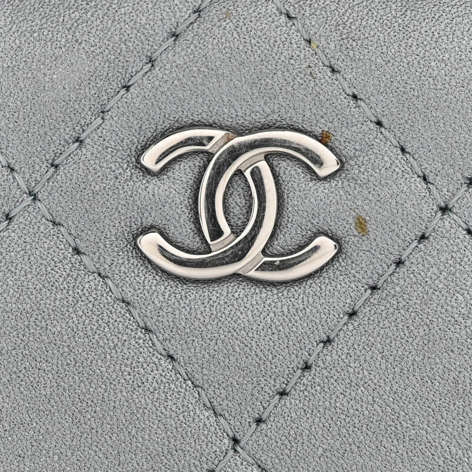Metallic Lambskin Quilted Zip Around Coin Purse Wallet Silver - Image 8