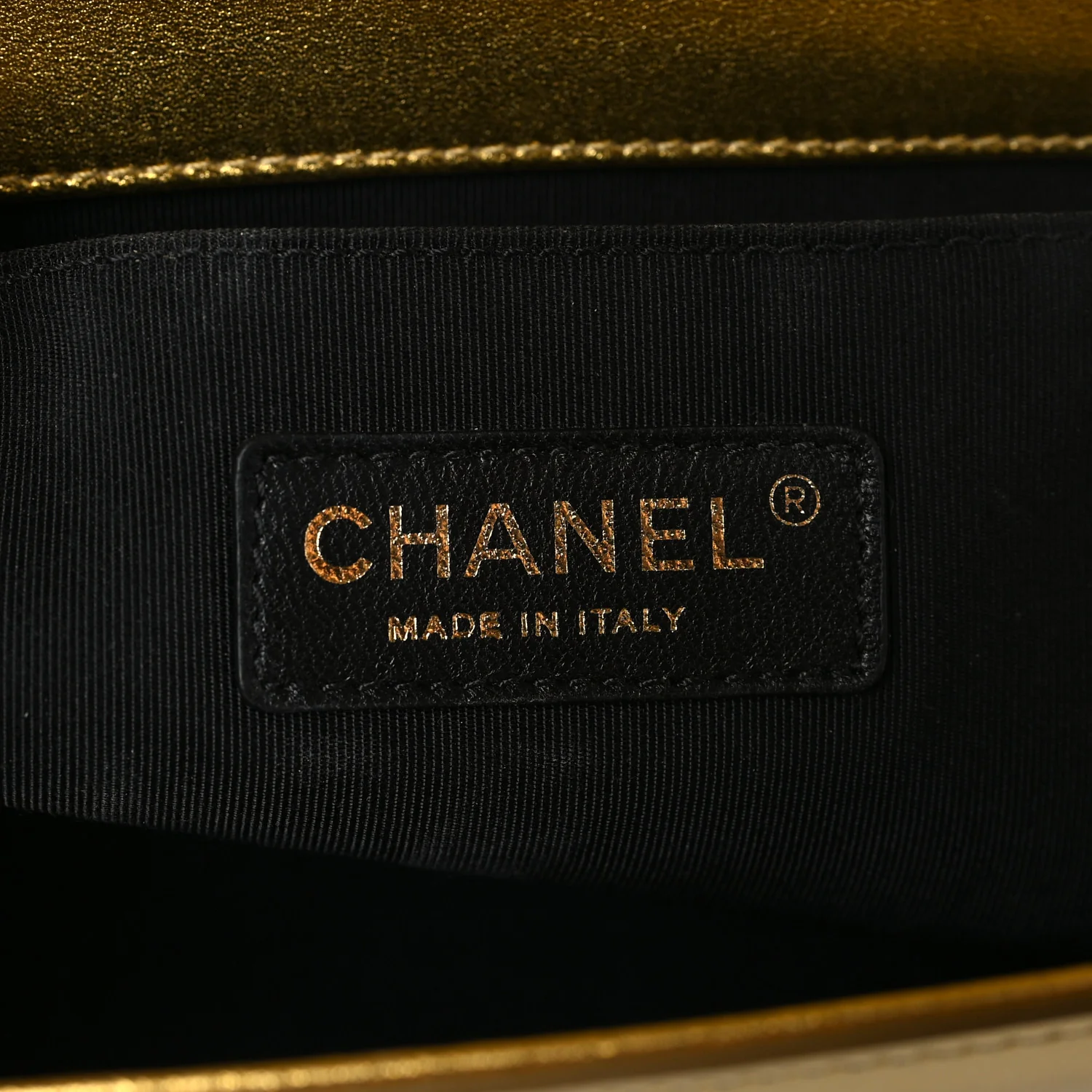 Metallic Patent Calfskin Quilted Medium Boy Flap Gold - Image 6