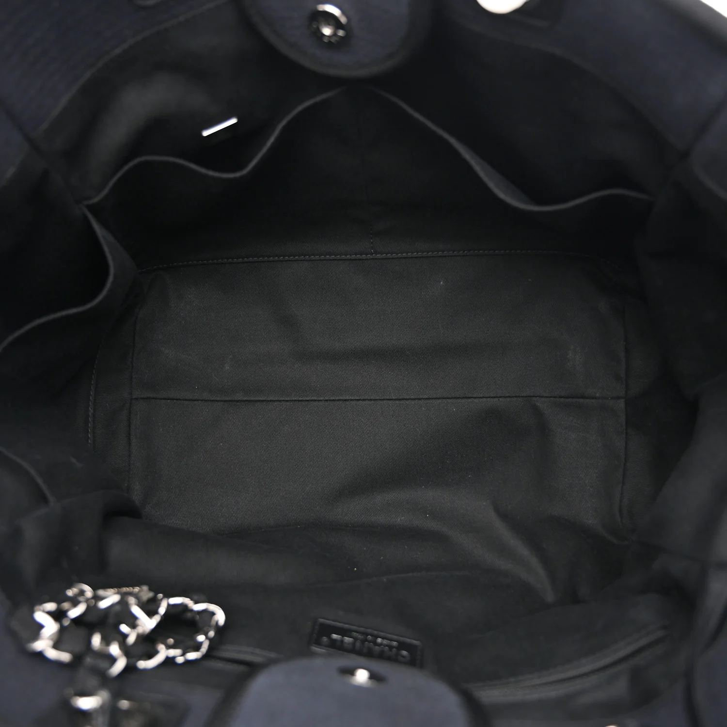 Mixed Fibers Calfskin Medium Deauville Tote Navy Blue - Image 5
