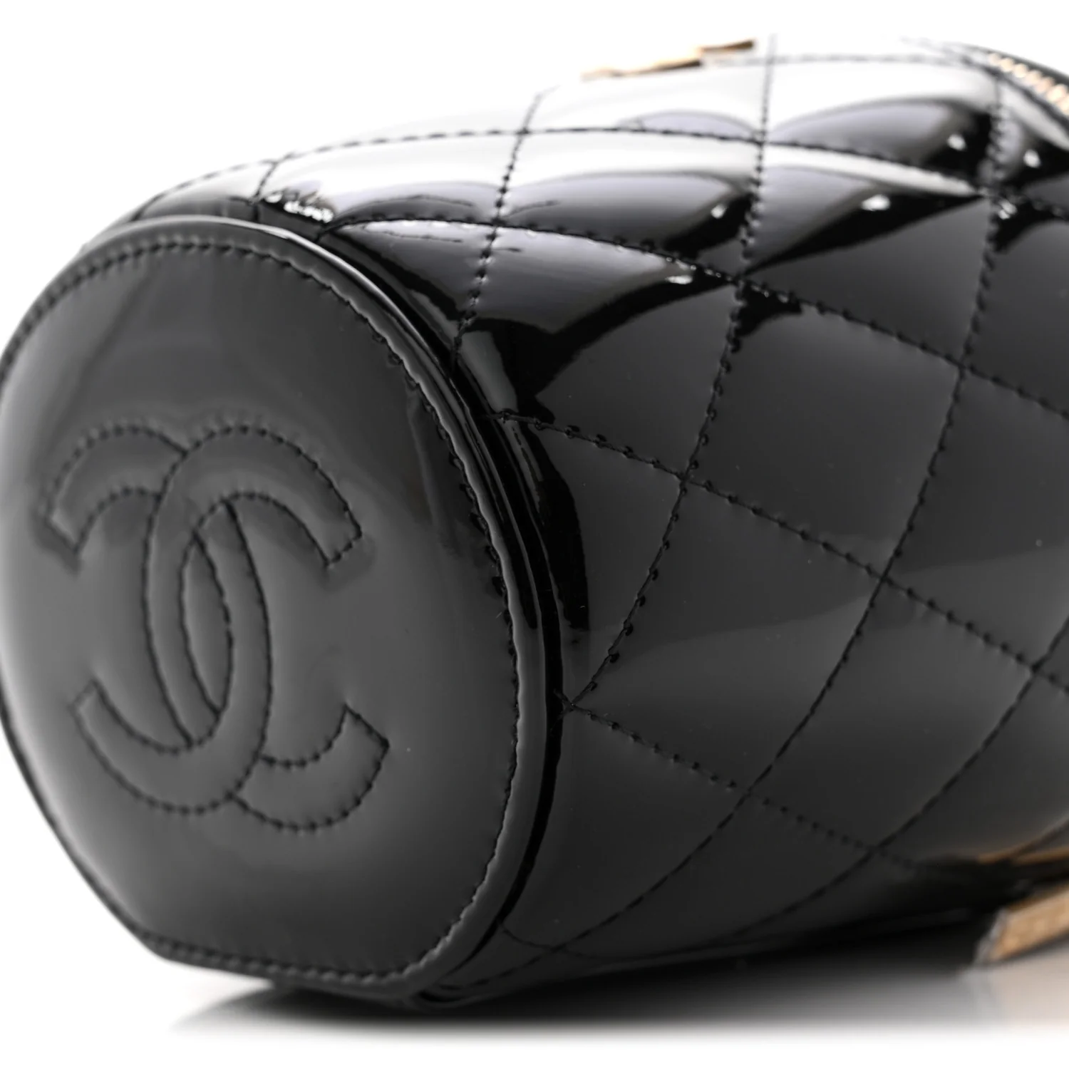 Patent Quilted Afternoon Tea Top Handle Vanity Case With Chain Black - Image 10