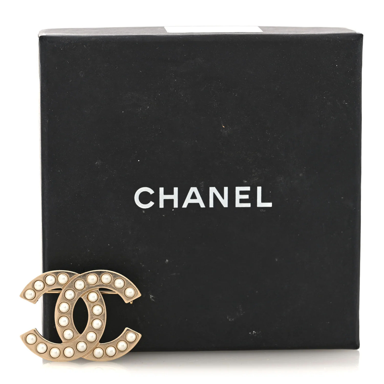 Pearl CC Brooch Gold - Image 4