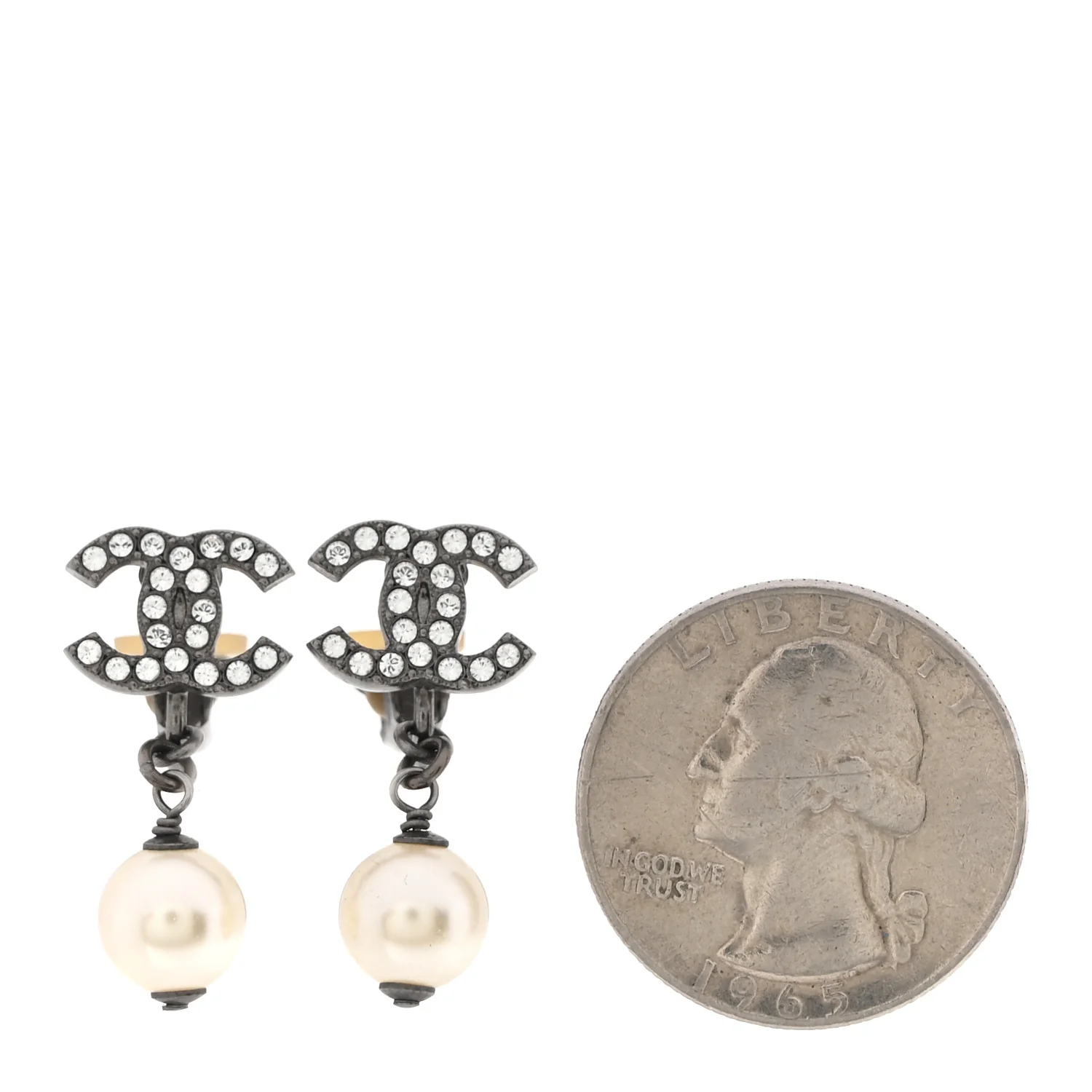 Pearl Crystal CC Drop Clip On Earrings Silver - Image 2