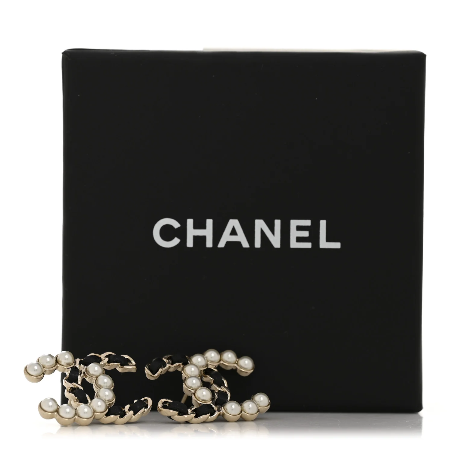 Pearl Lambskin Chain CC Stud Earrings Gold Black - Image 5