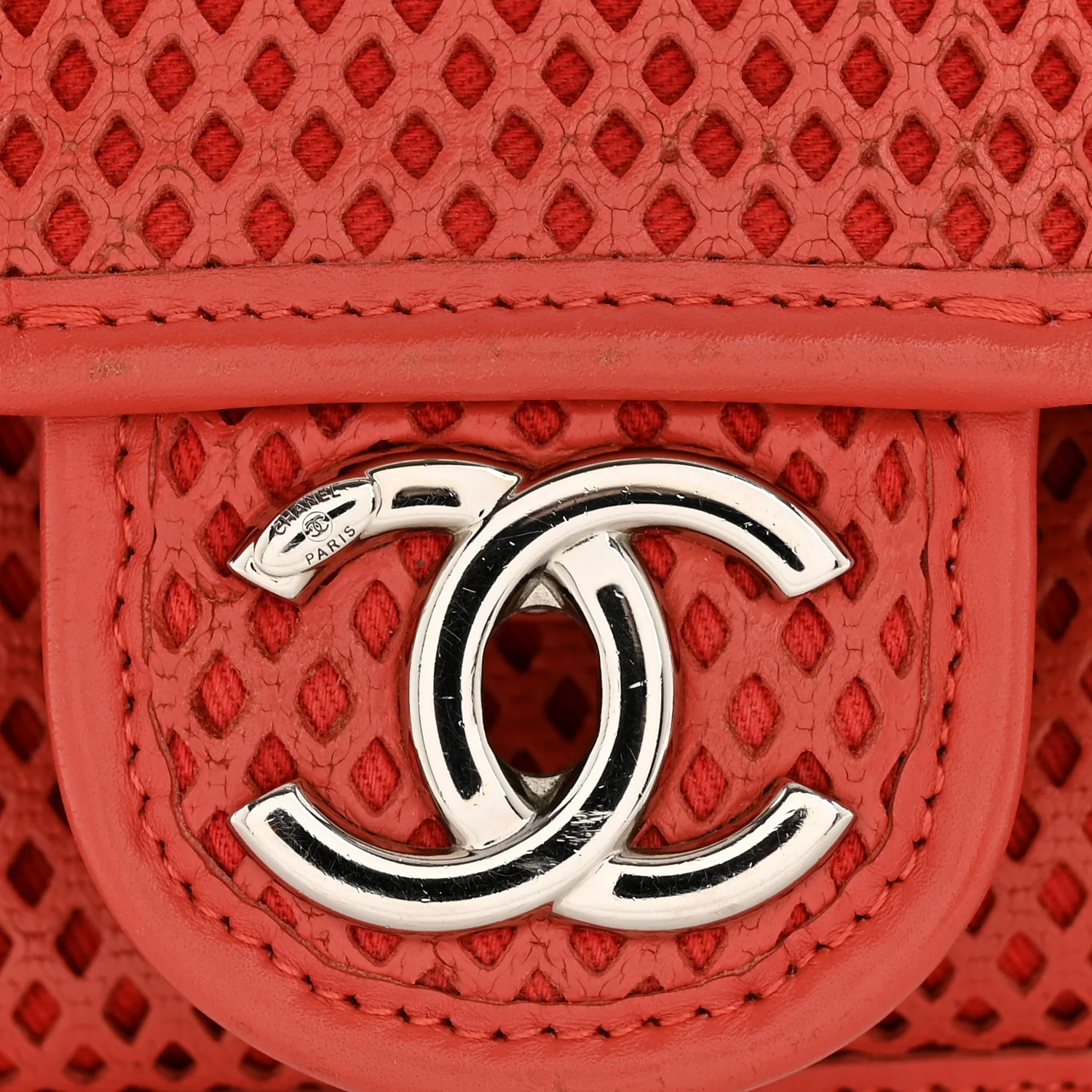 Perforated Calfskin Large Up In The Air Flap Red - Image 12