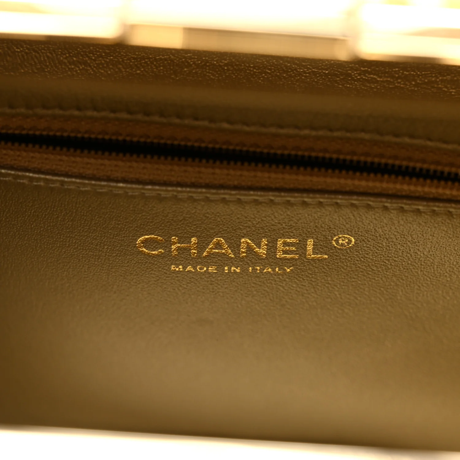 Raffia Calfskin Medium CC Filigree Vanity Case Gold - Image 7