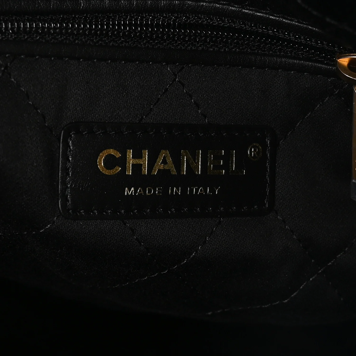 Shiny Calfskin Quilted Chanel 22 Backpack Black - Image 6