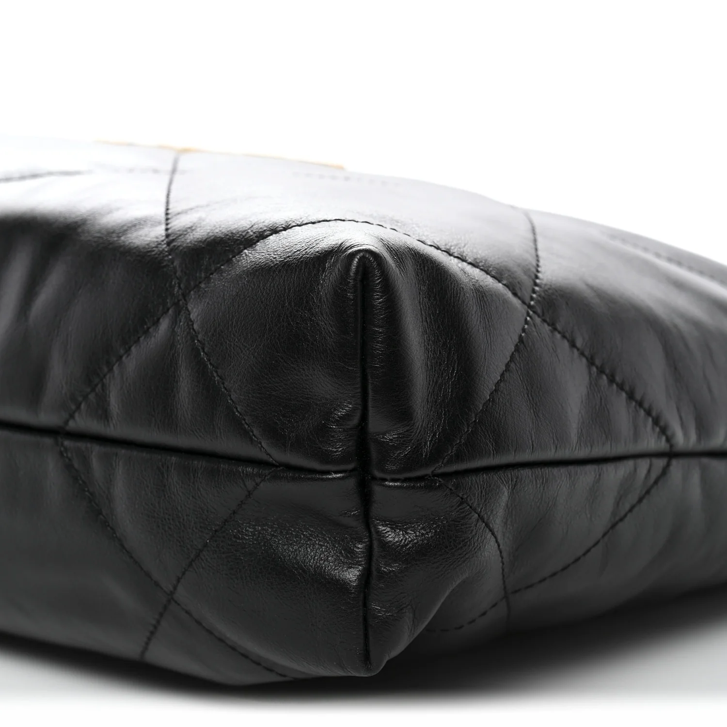Shiny Calfskin Quilted Small Chanel 22 Black - Image 11