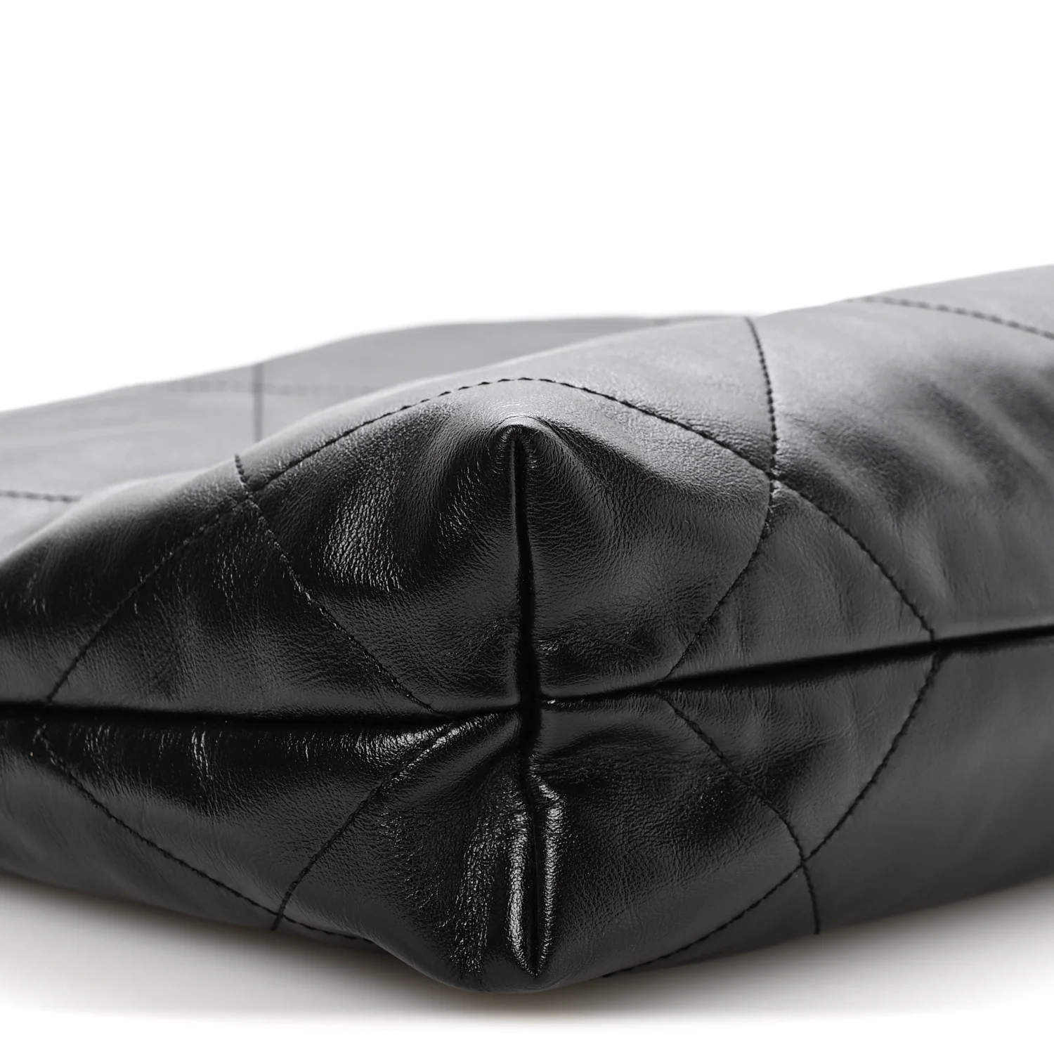 Shiny Calfskin Quilted Small Chanel 22 Black - Image 10
