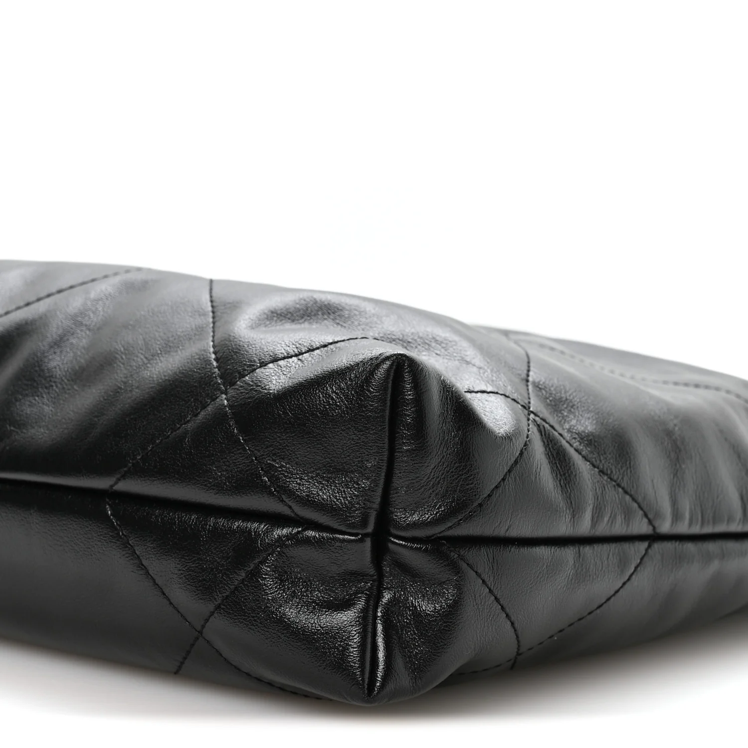 Shiny Calfskin Quilted Small Chanel 22 Black - Image 11