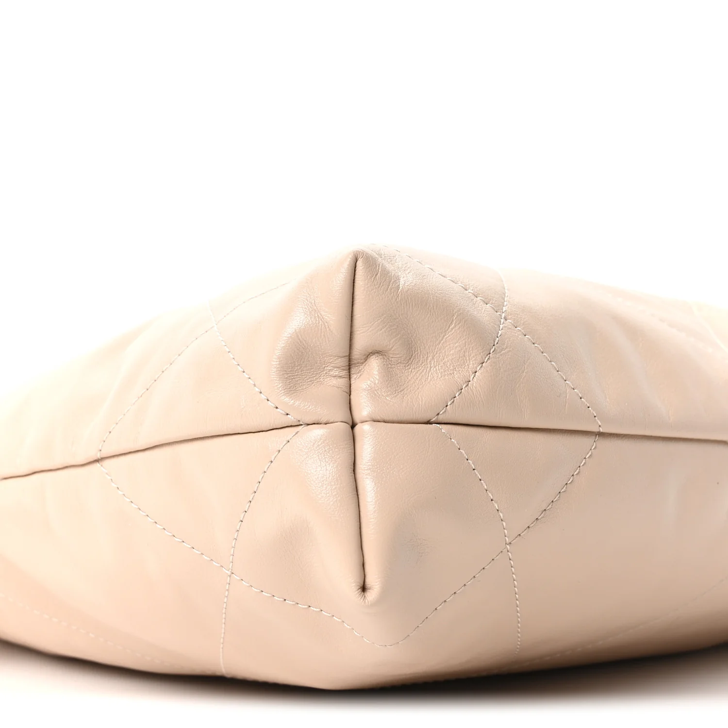 Shiny Calfskin Quilted Small Chanel 22 Ecru - Image 18