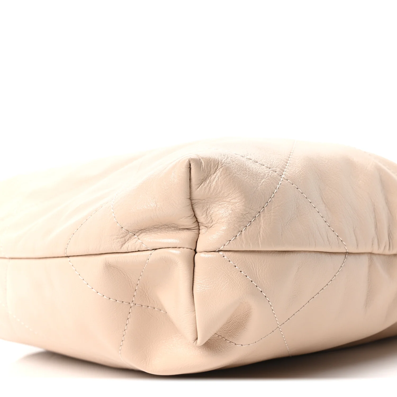 Shiny Calfskin Quilted Small Chanel 22 Ecru - Image 21