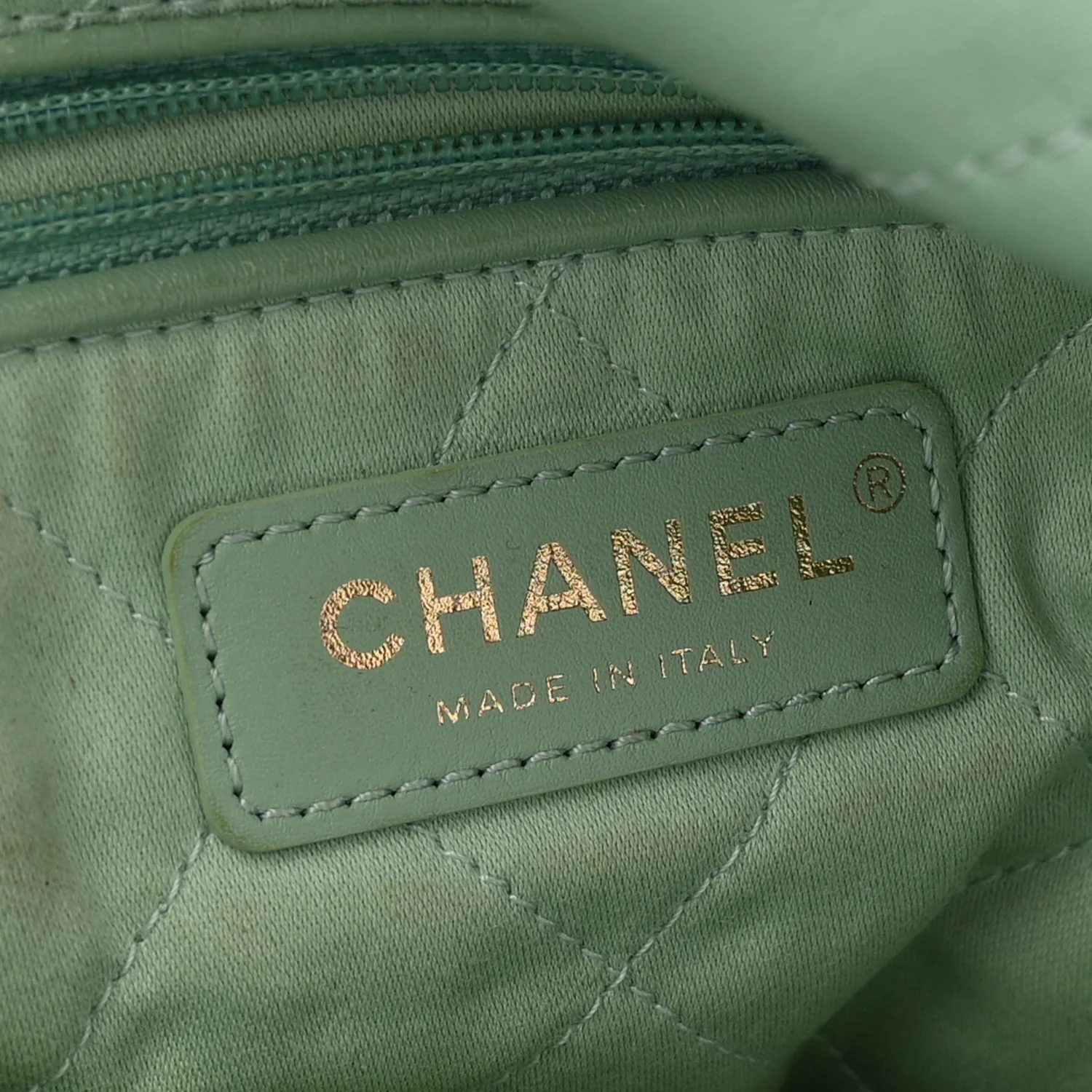 Shiny Calfskin Quilted Small Chanel 22 Light Green - Image 7