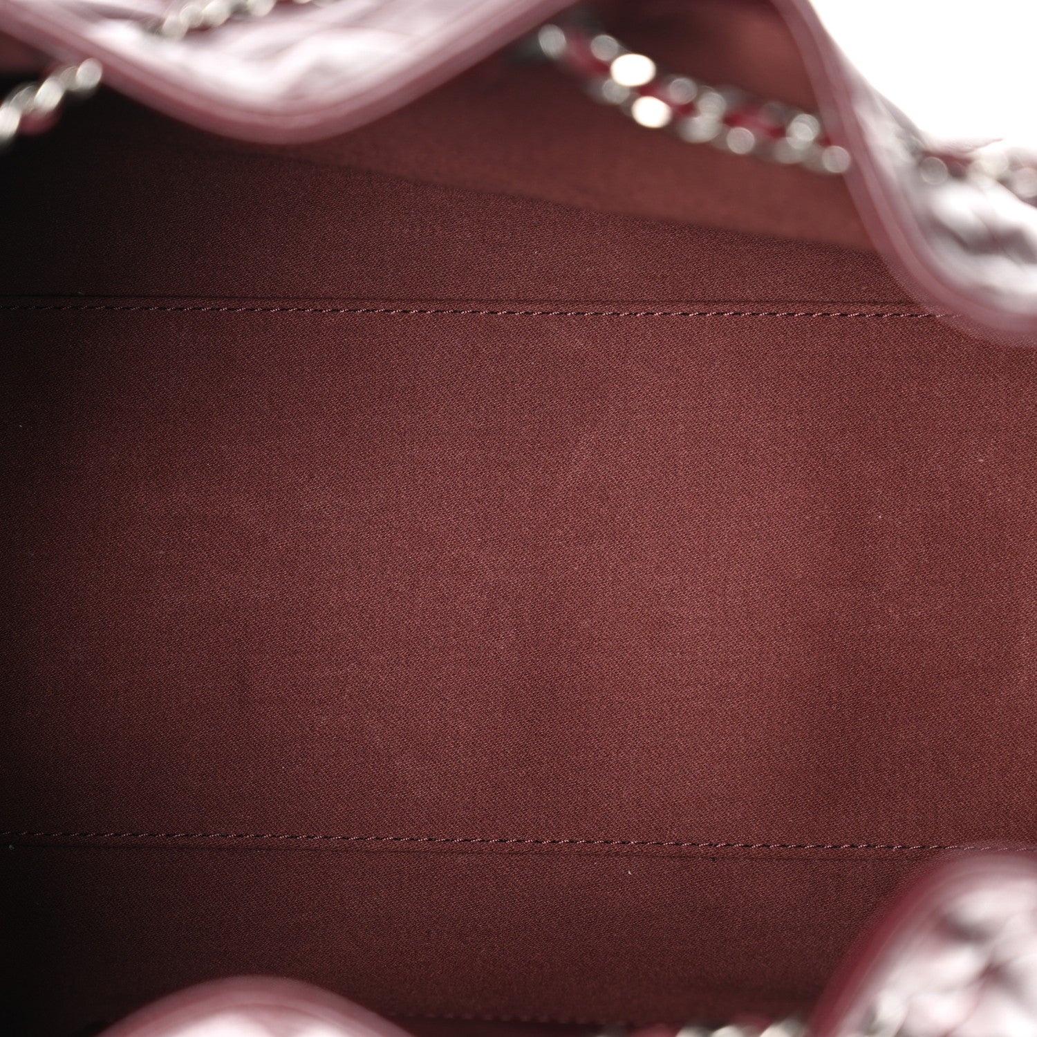 Shiny Calfskin Quilted Small Chanel 25 Handbag Burgundy - Image 5