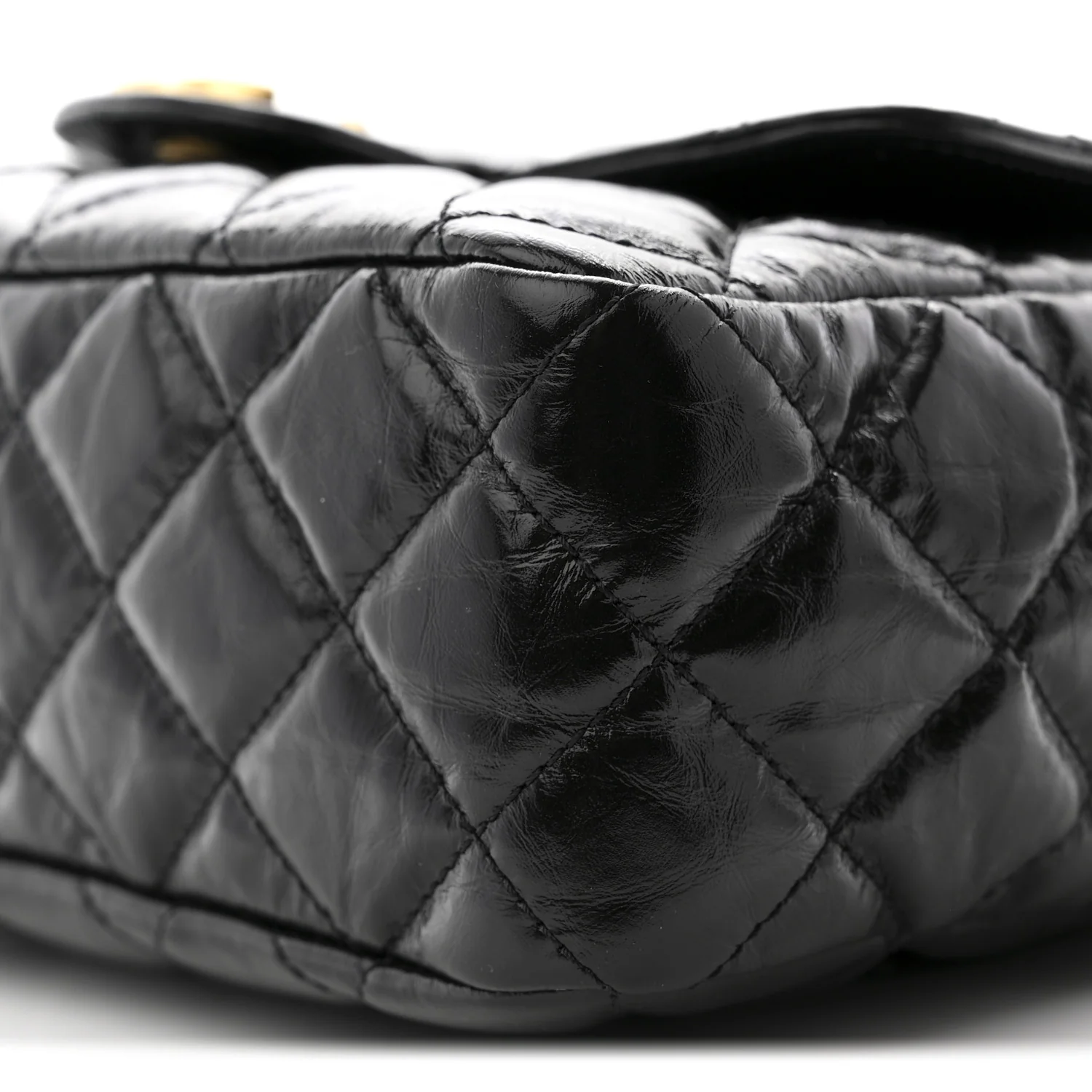 Shiny Crumpled Calfskin Quilted Wavy CC Hobo Black - Image 10