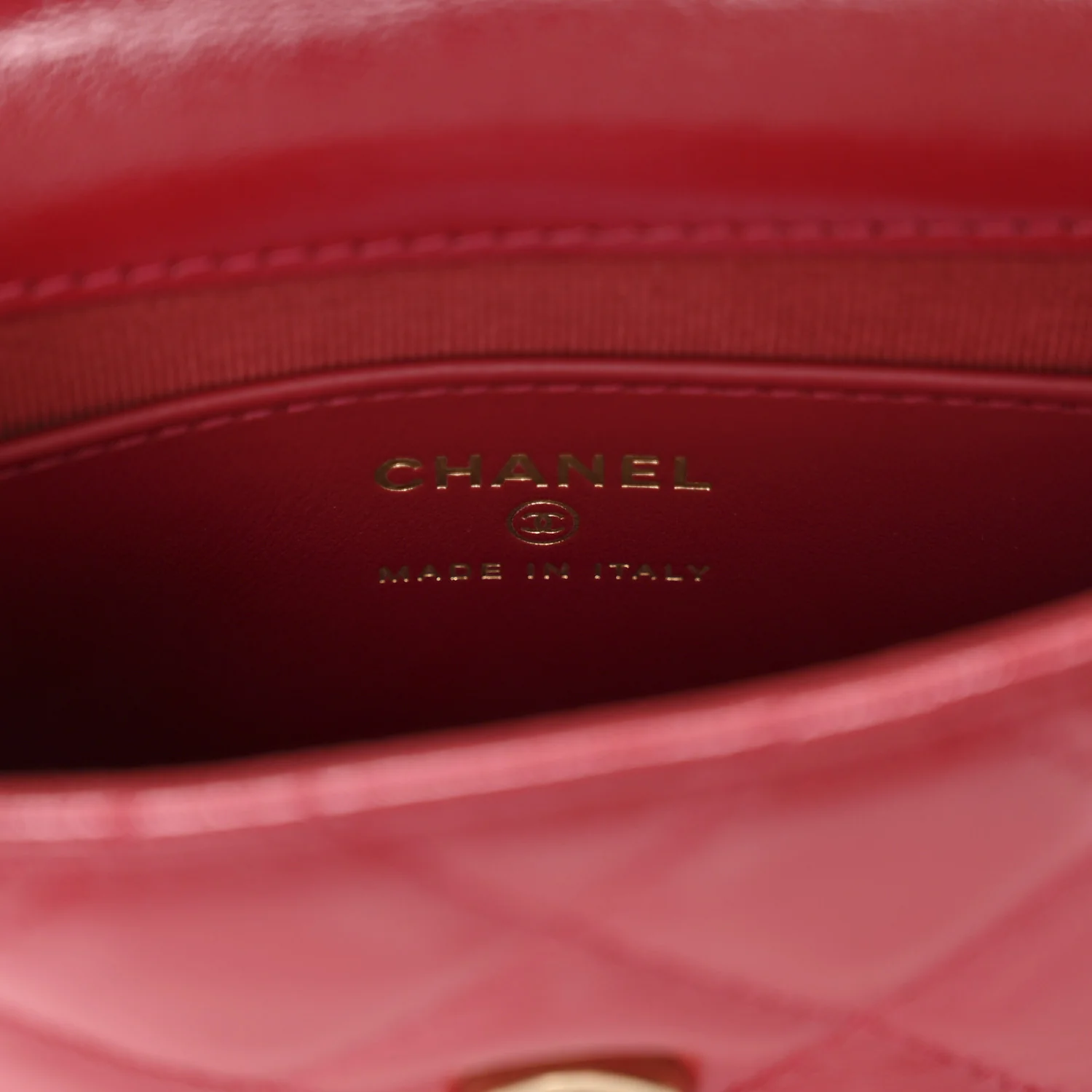 Shiny Lambskin Quilted Mini Metal Top Handle Clutch With Chain  Red - Image 7