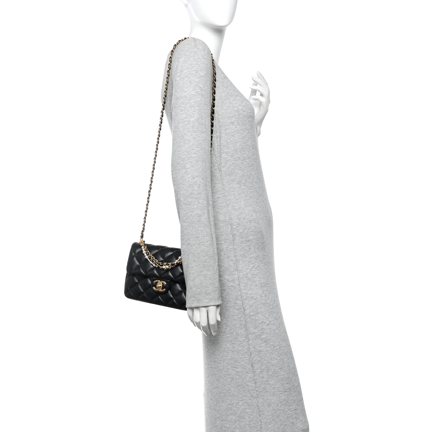 Shiny Lambskin Quilted Pearl Twist Mini Square Flap Black - Image 2