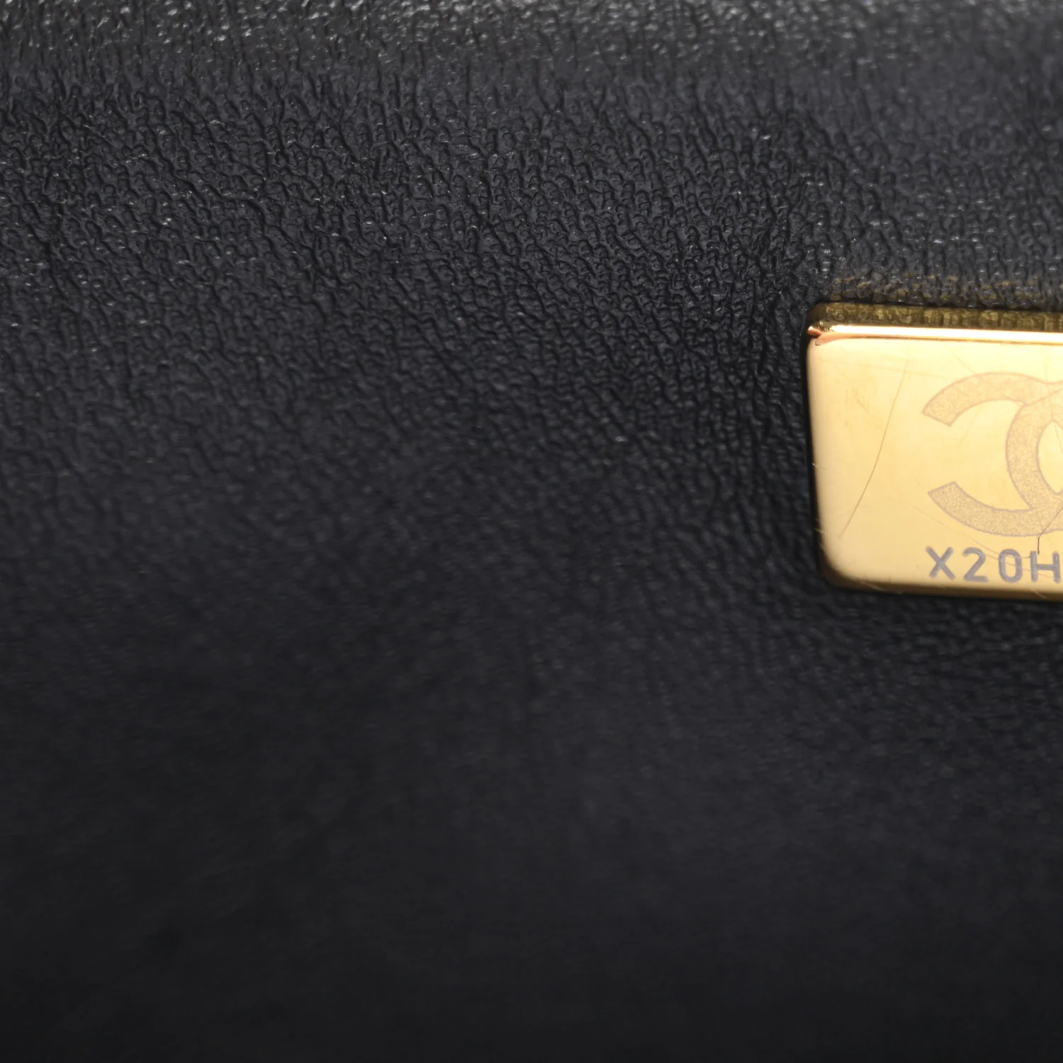 Shiny Lambskin Quilted Pearl Twist Mini Square Flap Black - Image 7