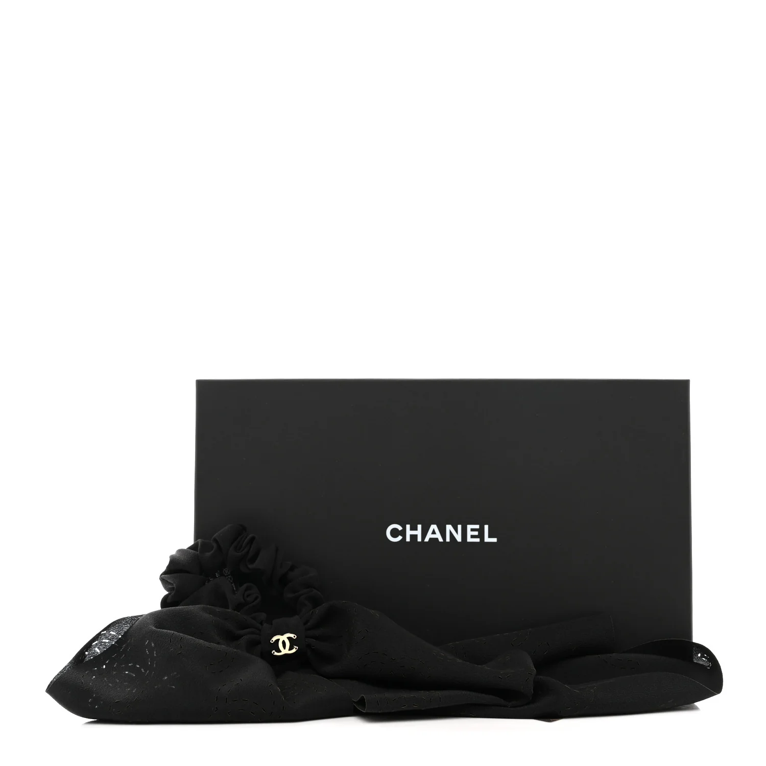 Silk Perforated Bow CC Scrunchie Black - Image 4