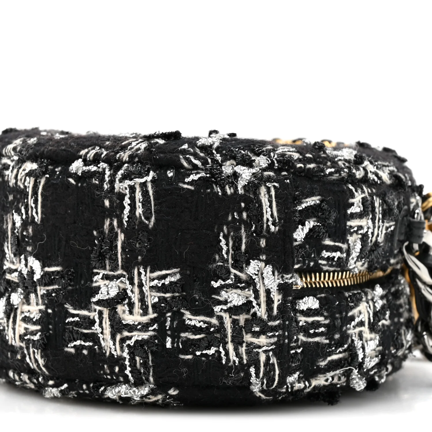 Tweed Quilted 19 Round Clutch With Chain Black White - Image 9