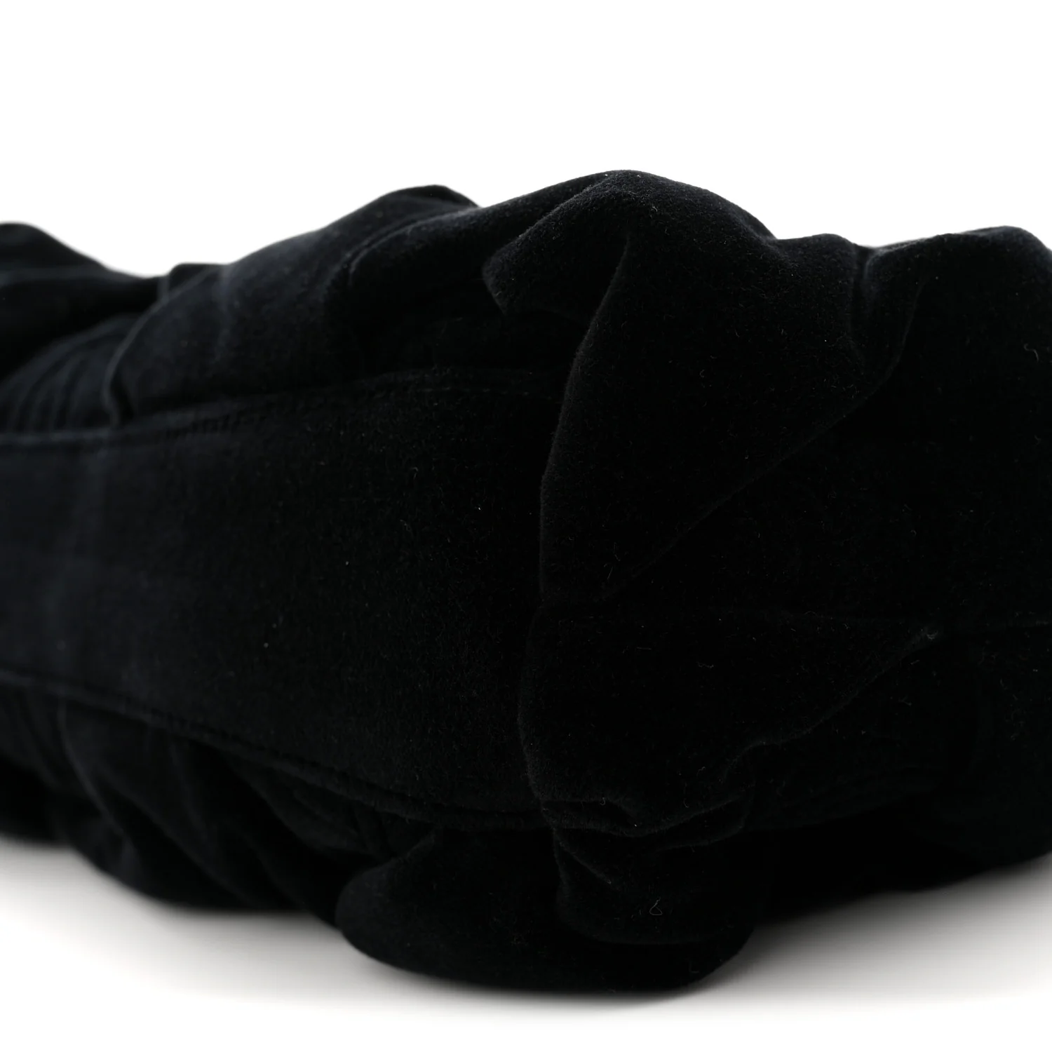 Velvet Enamel CC Kiss Lock Clutch Black - Image 10