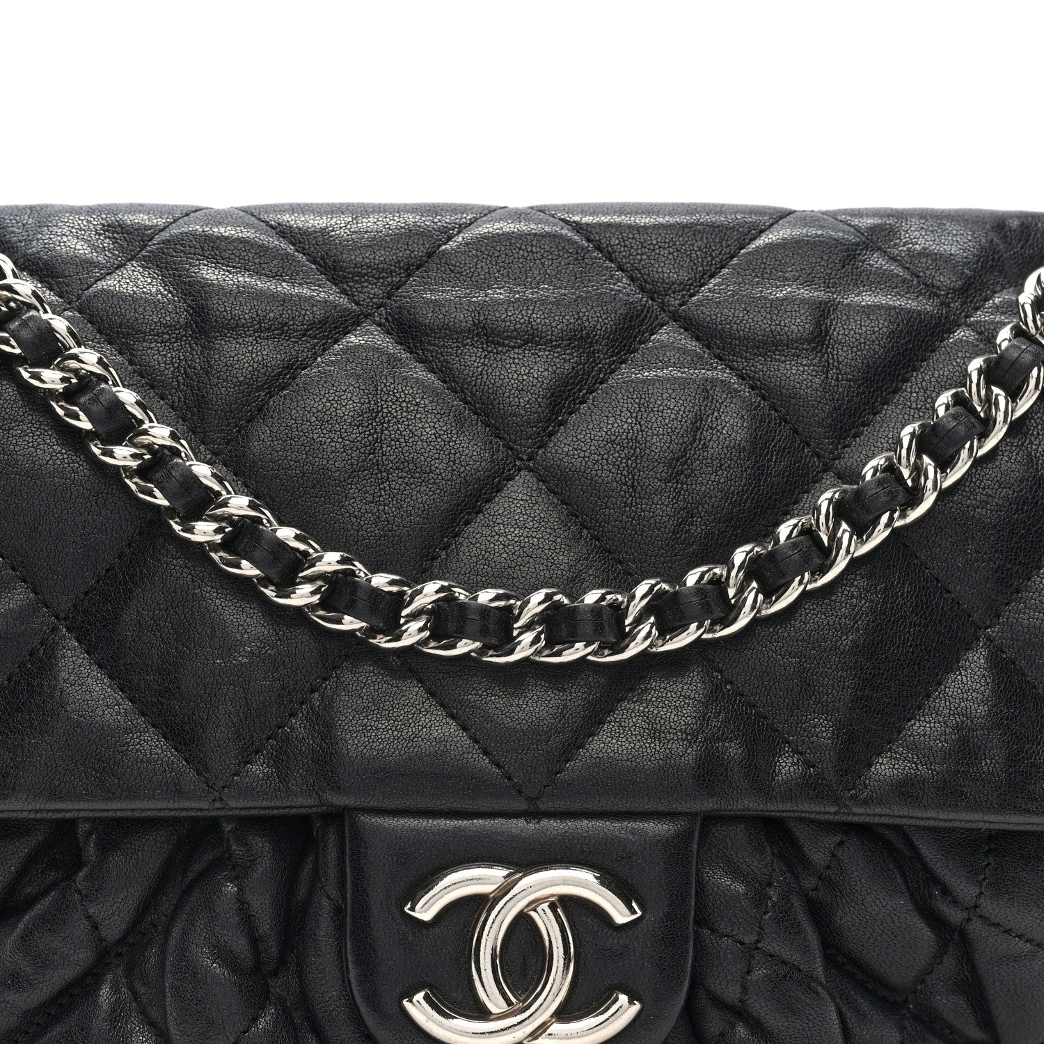 Washed Lambskin Quilted Medium Chain Around Messenger Black - Image 8