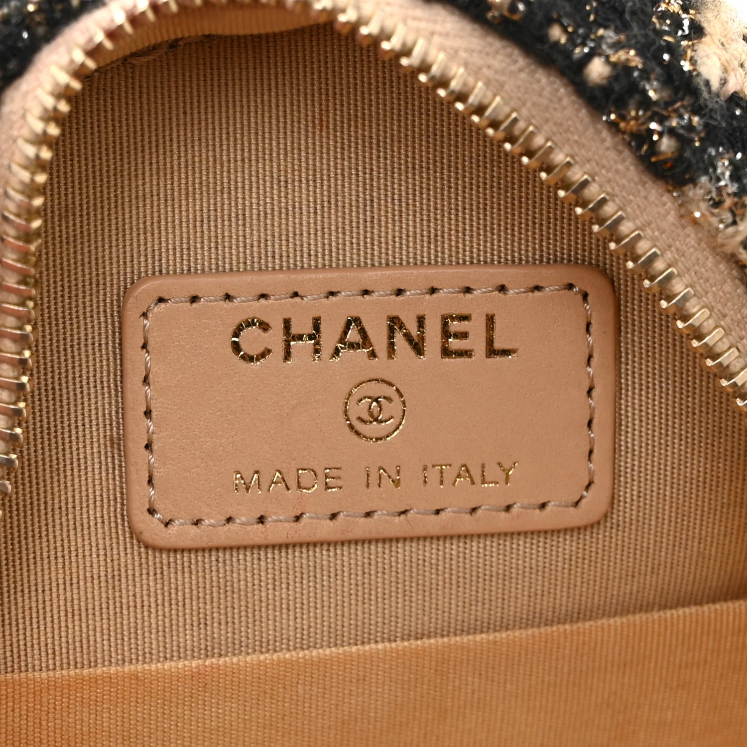 Wool Tweed Lambskin Quilted Chanel 19 Round Clutch With Chain and Coin Purse Beige Black - Image 6