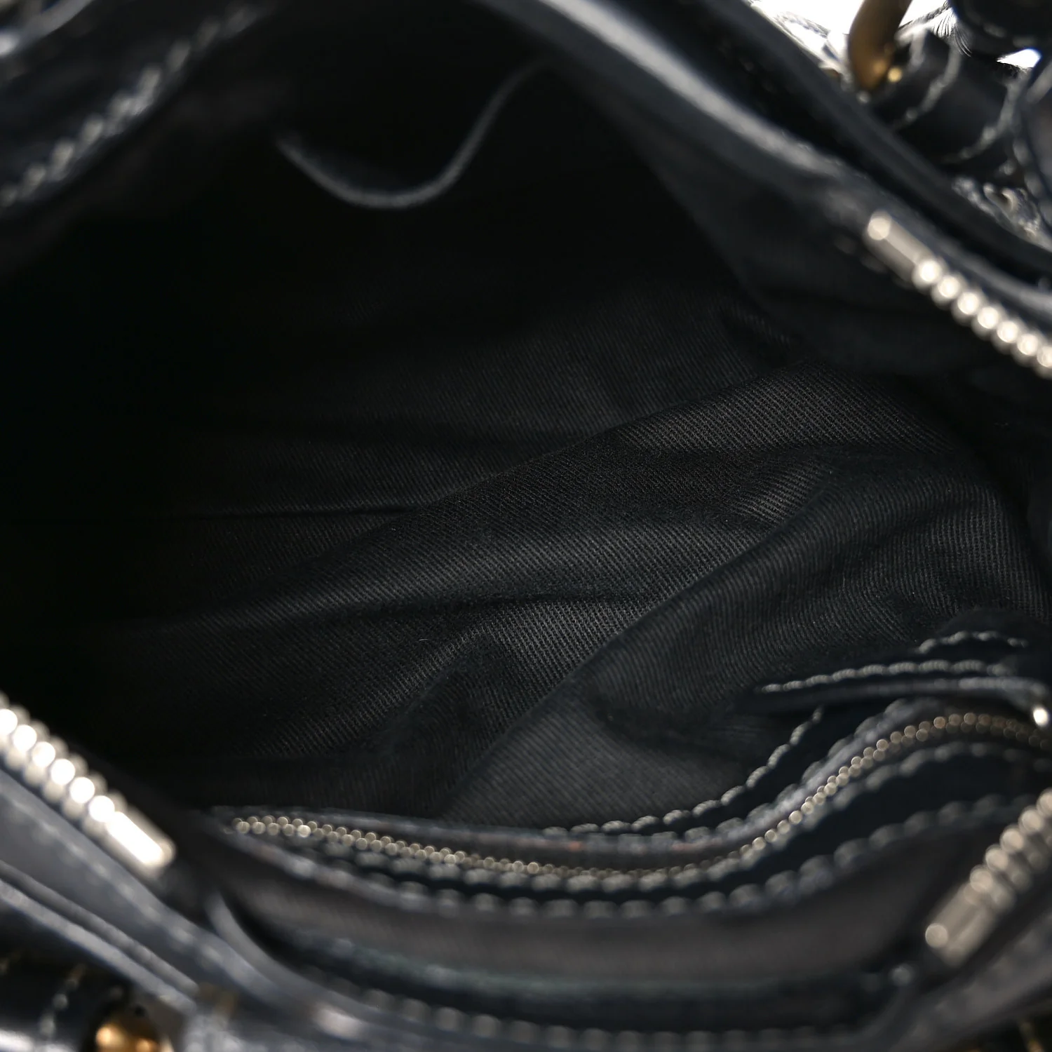 Calfskin Small Paddington Black - Image 4