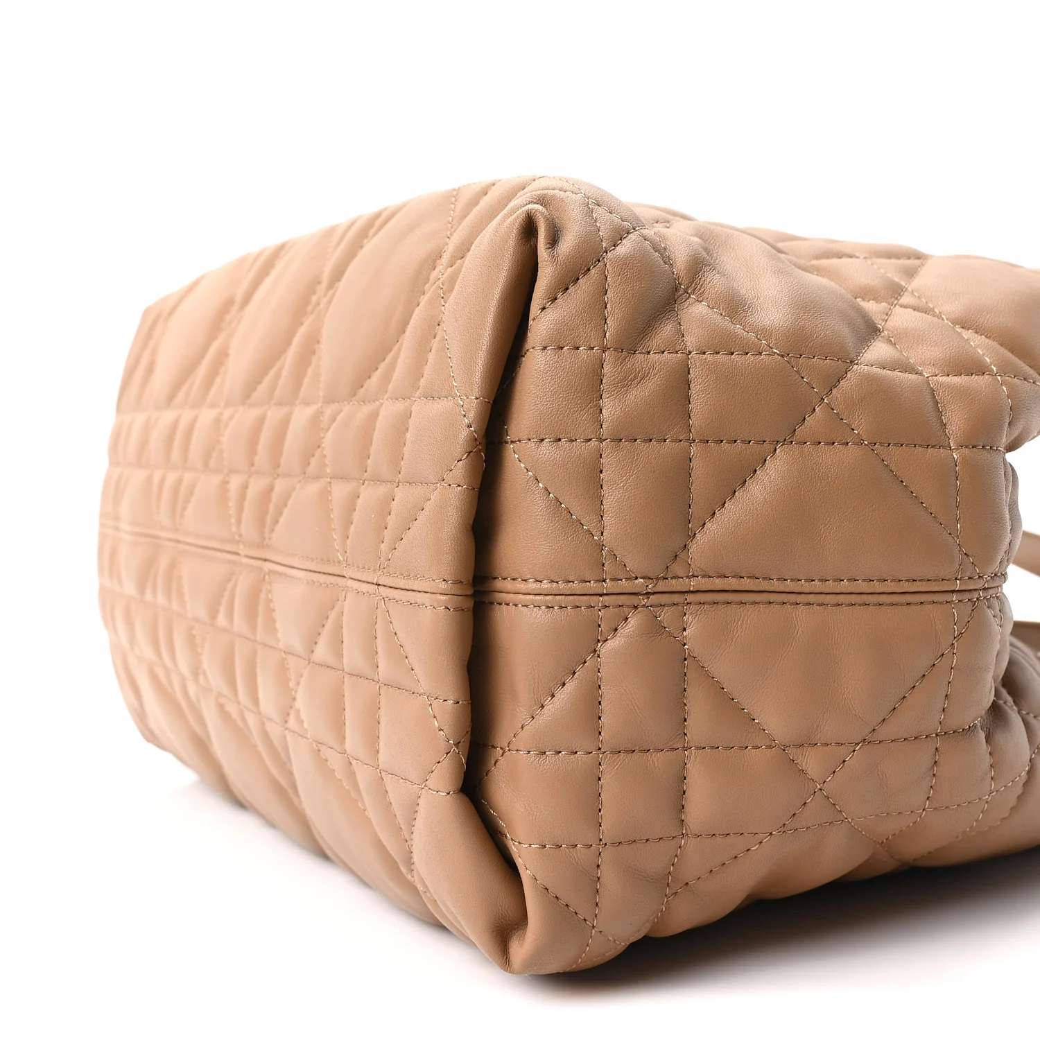 Calfskin Macrocannage Medium Toujour Powder Tan - Image 11