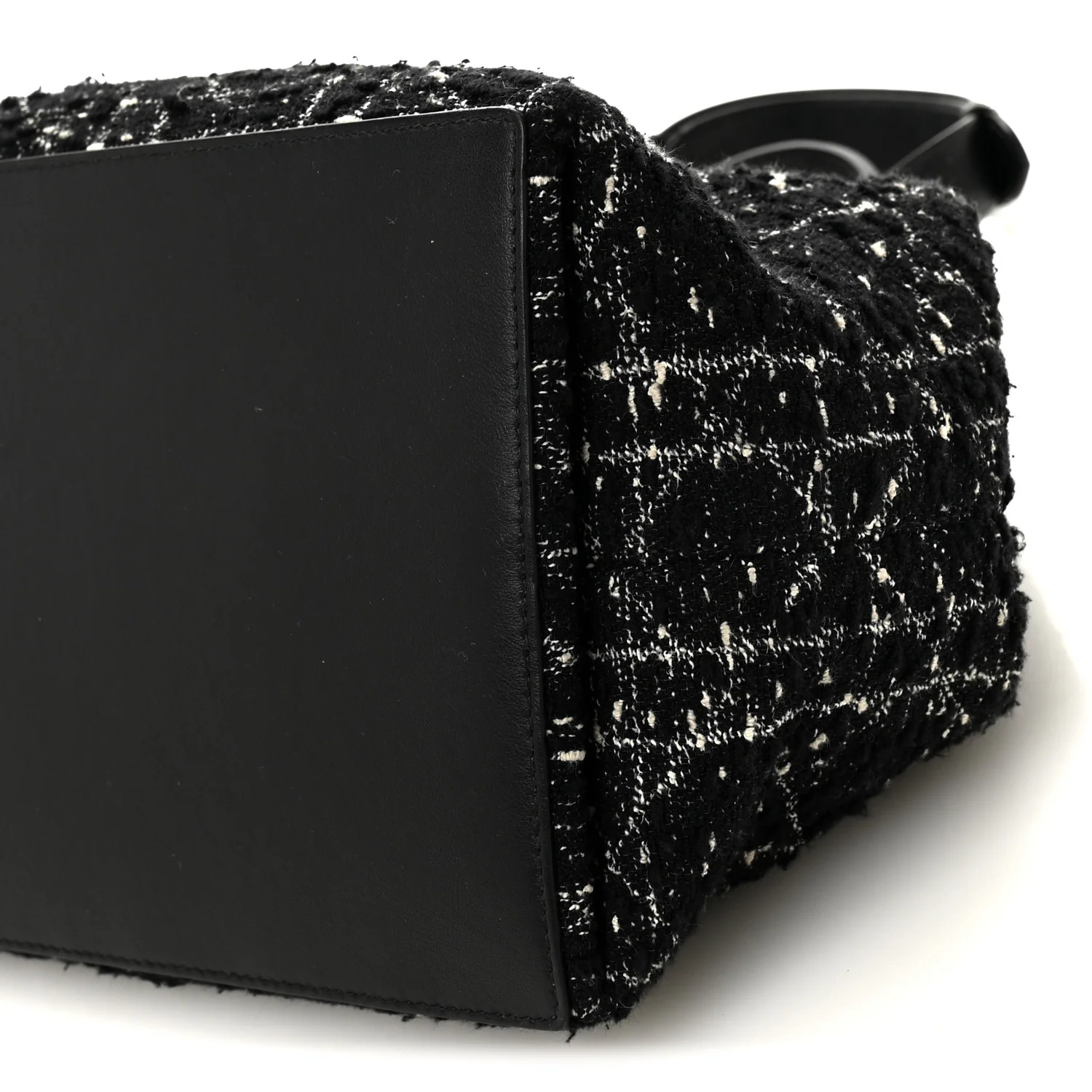 Calfskin Tweed Cannage Medium Toujours Black White - Image 19