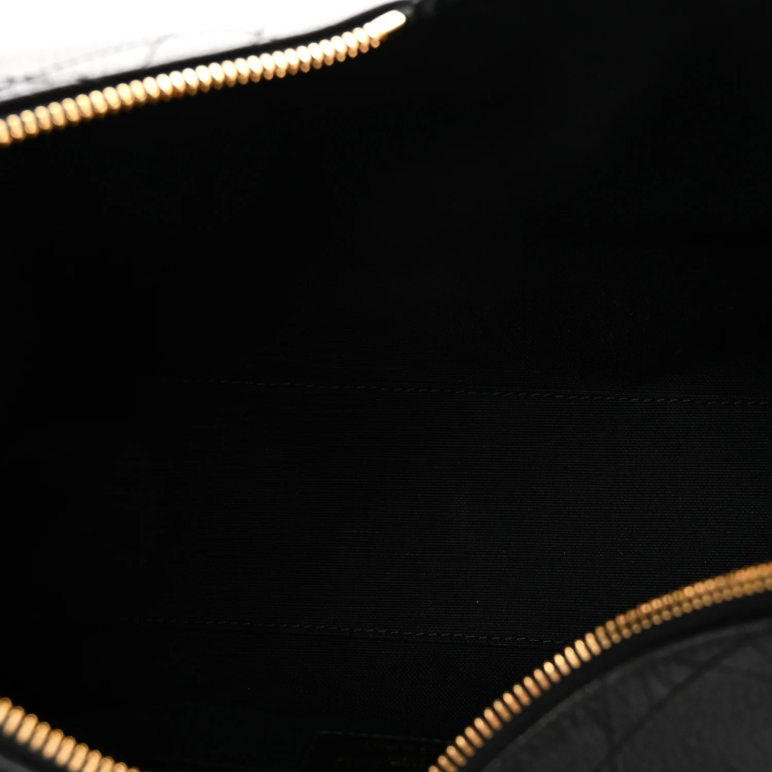 Grained Calfskin Flat Macrocannage Medium Voyage Bag Black - Image 5