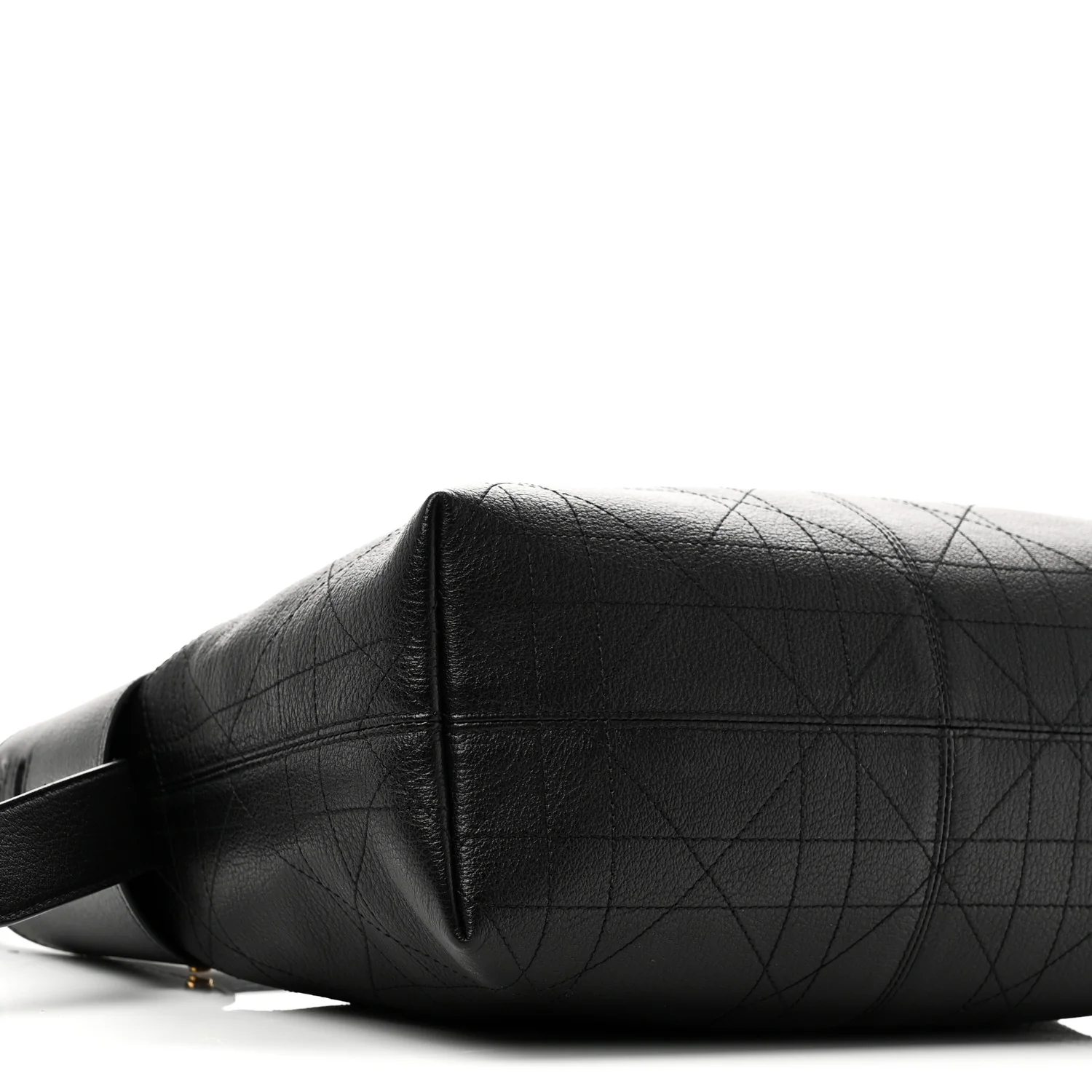 Grained Calfskin Flat Macrocannage Medium Voyage Bag Black - Image 9