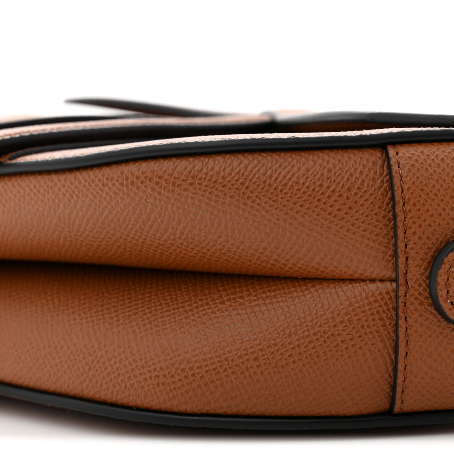 Grained Calfskin Saddle Bag With Strap Camello - Image 10