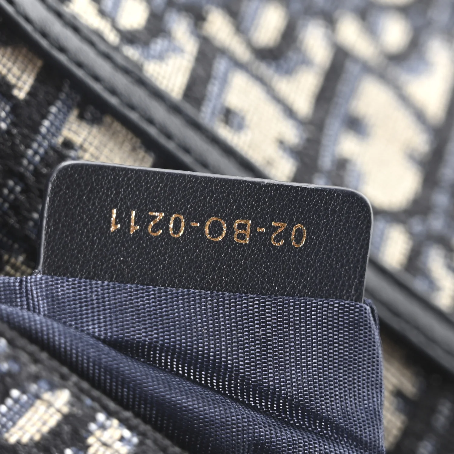 Oblique 30 Montaigne 2-In-1 Pouch Blue - Image 6