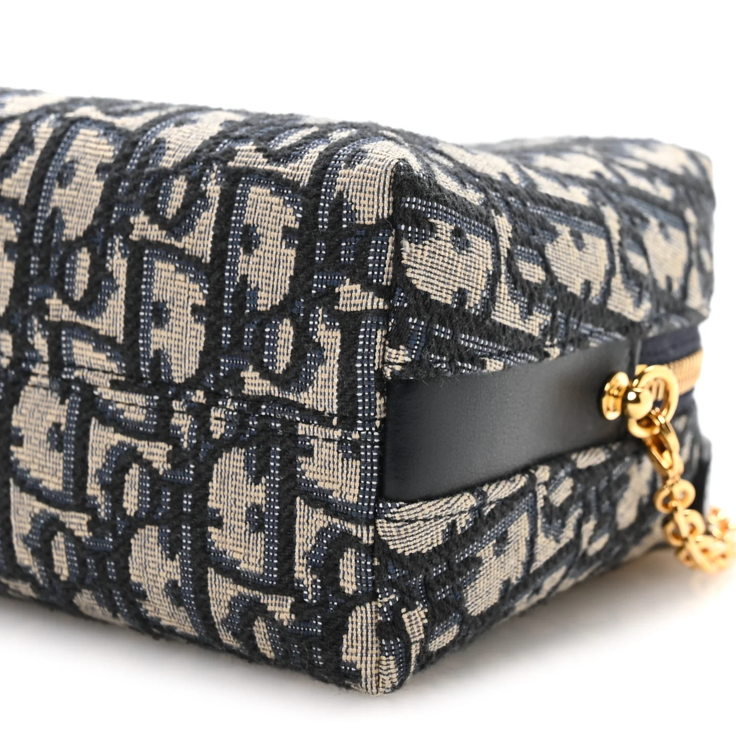 Oblique 30 Montaigne D-Cosy Pouch Blue - Image 9