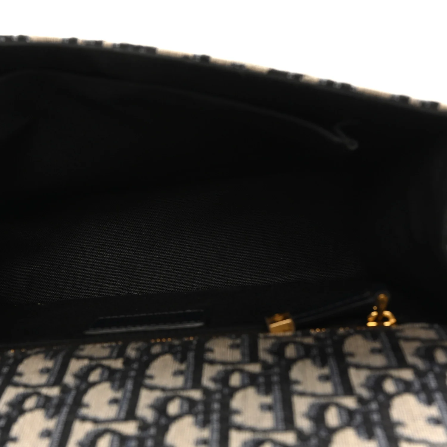 Oblique 30 Montaigne Flap Bag Blue - Image 5