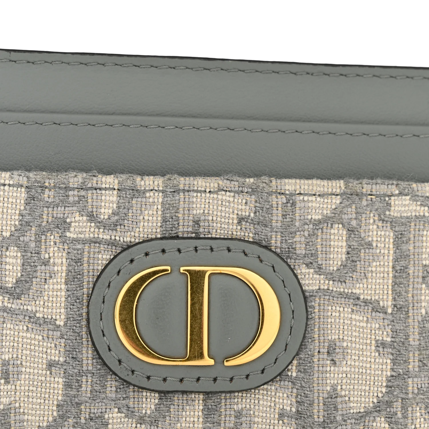 Oblique Calfskin 30 Montaigne Freesia Card Holder Grey - Image 8