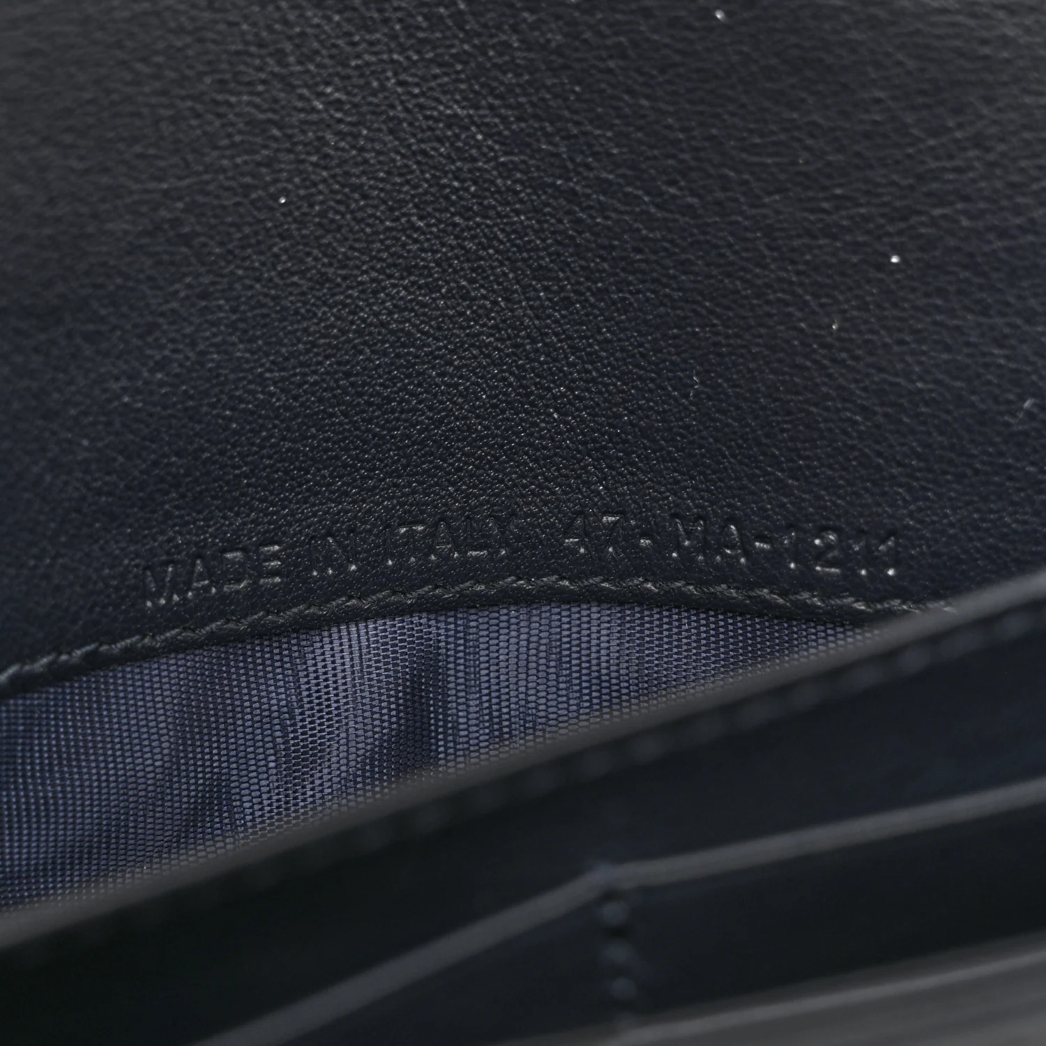 Oblique Saddle Chain Long Wallet Blue - Image 8