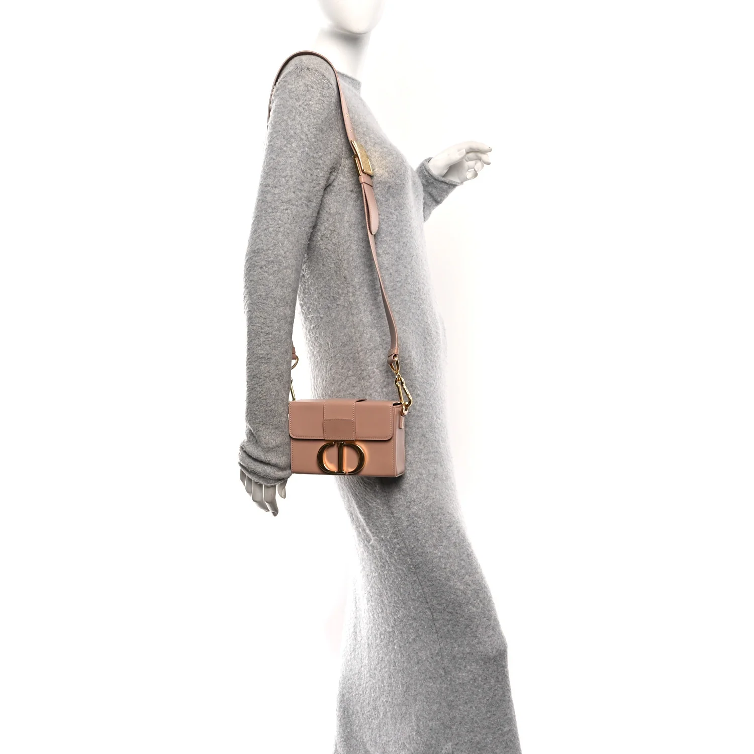 Smooth Calfskin 30 Montaigne Box Bag Pale Pink - Image 2
