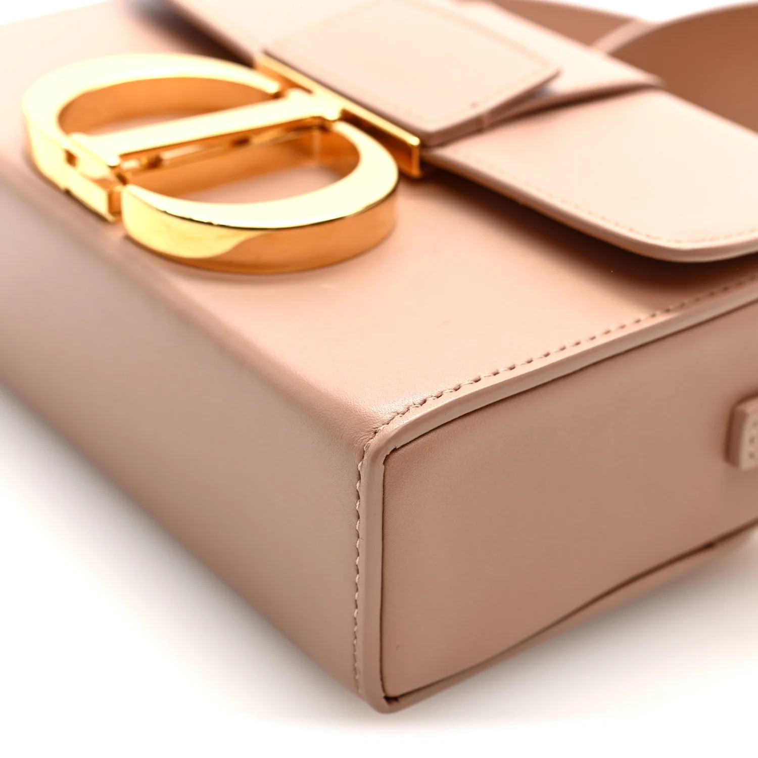 Smooth Calfskin 30 Montaigne Box Bag Pale Pink - Image 9