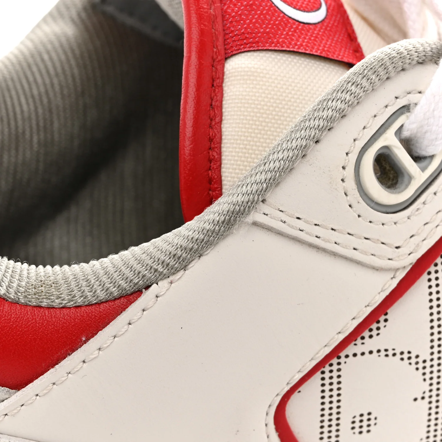Smooth Calfskin Oblique Galaxy Perforated Mens B27 Low Top Sneakers 44 White Red - Image 10