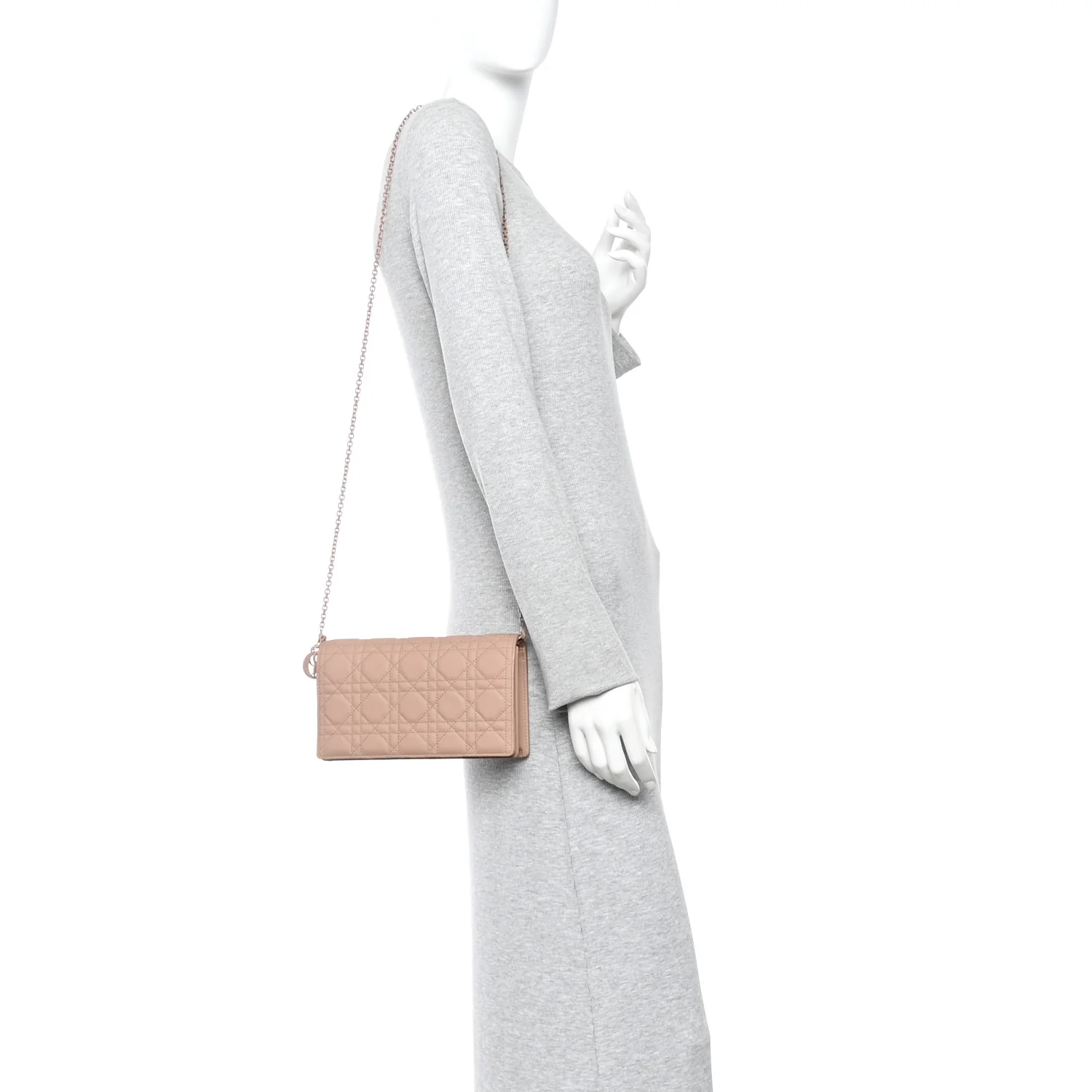 Ultra Matte Calfskin Cannage Lady Dior Clutch Fard - Image 2