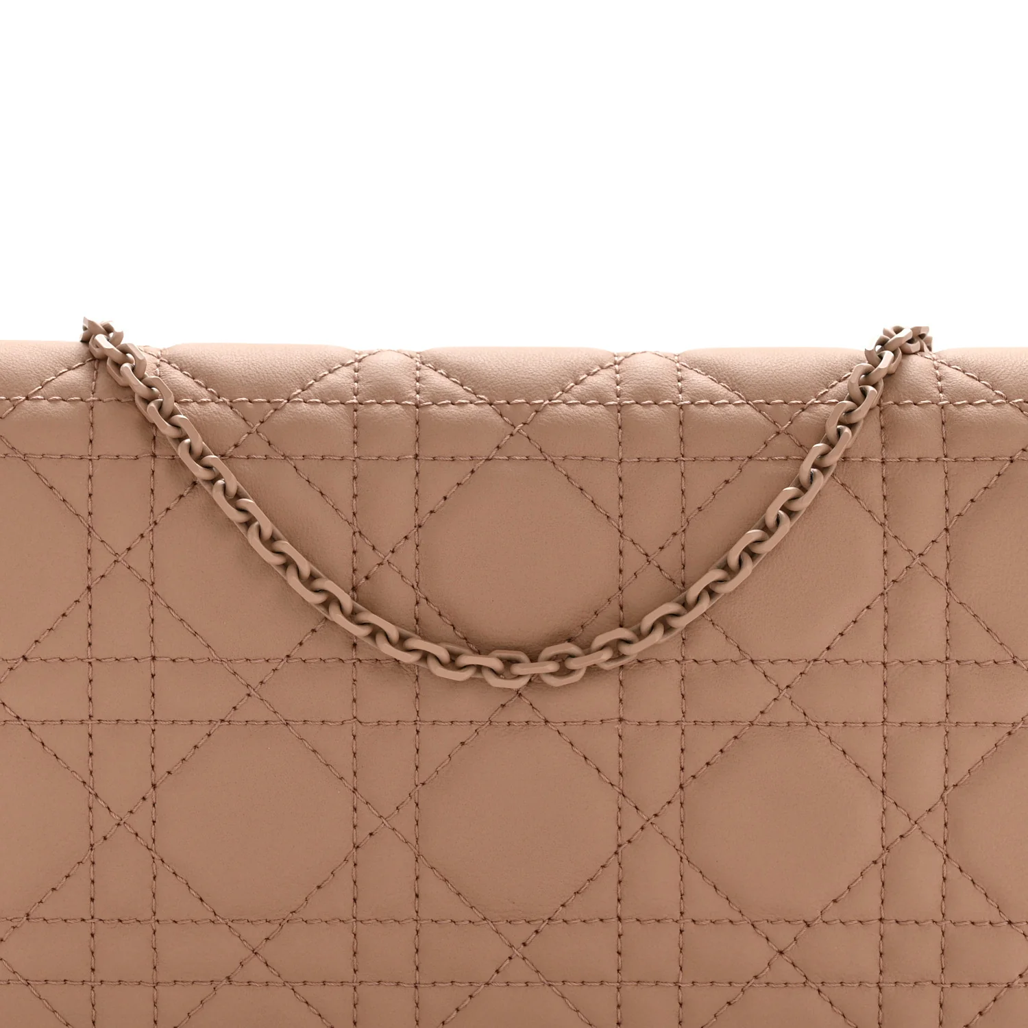 Ultra Matte Calfskin Cannage Lady Dior Clutch Fard - Image 8
