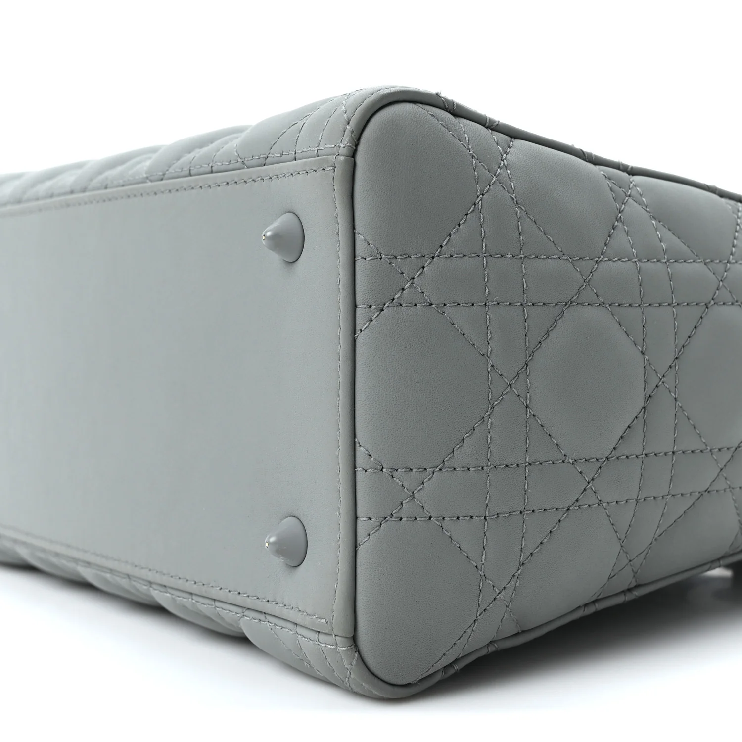 Ultra Matte Calfskin Cannage Medium Lady Dior Grey Stone - Image 10