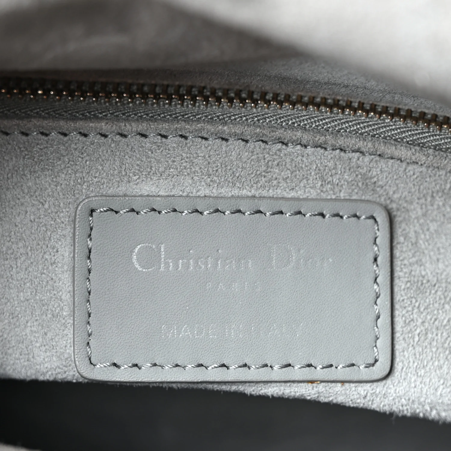 Ultra Matte Calfskin Cannage Medium Lady Dior Grey Stone - Image 6