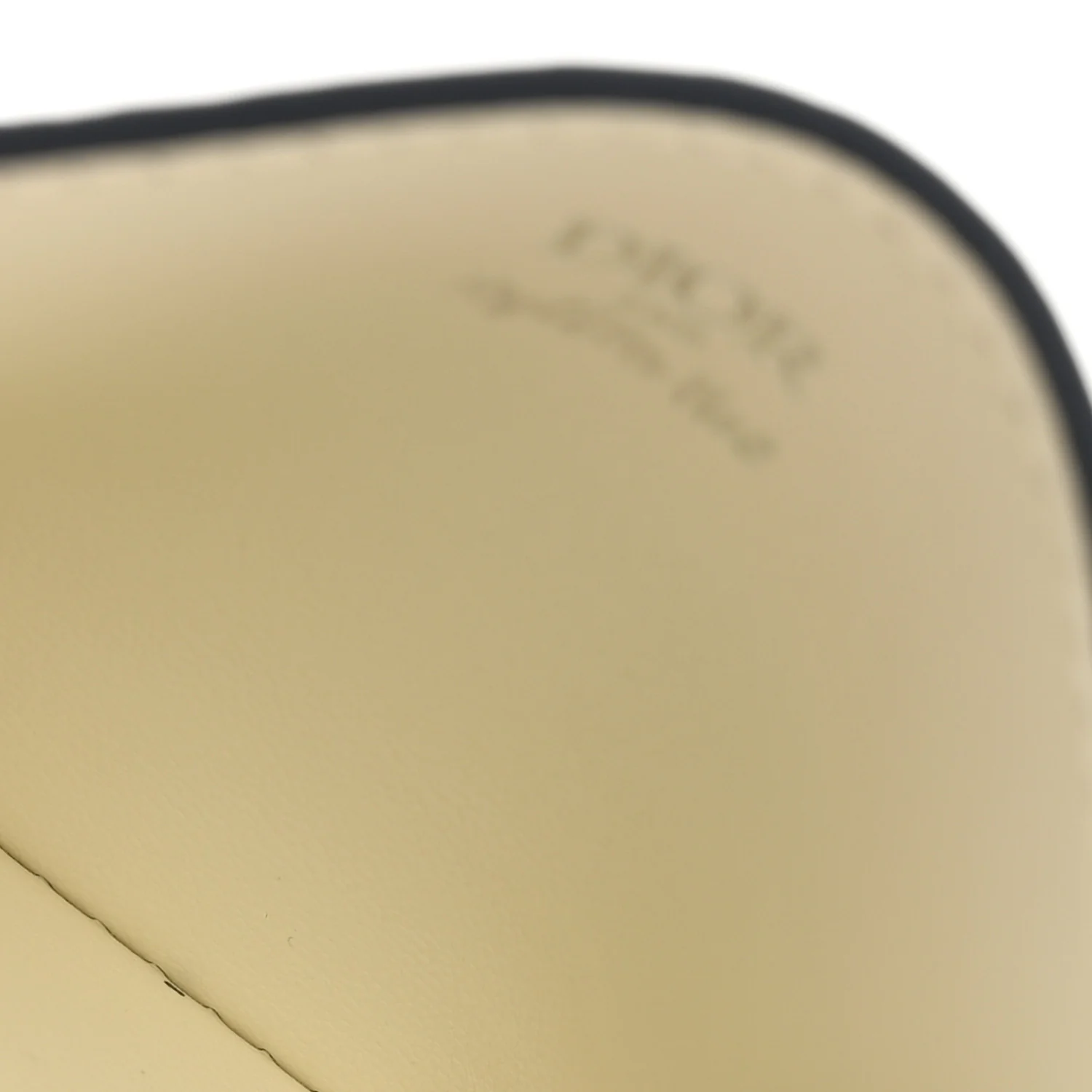 X HYLTON NEL Grained Calfskin Logo Card Holder Navy - Image 5