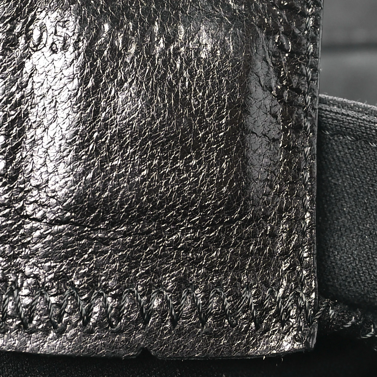 Neoprene Baguette Black - Image 7