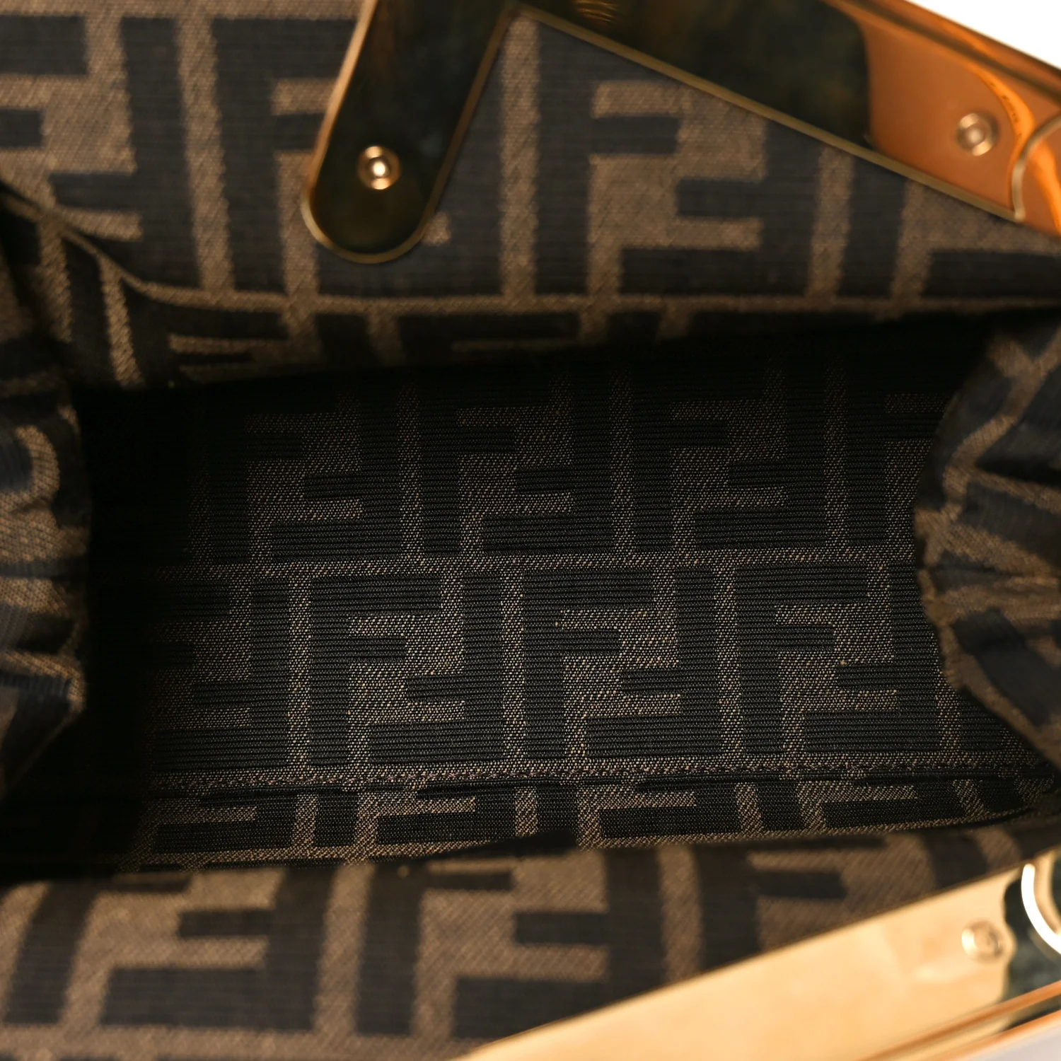 Shearling Small Fendi First Rosa Plaster - Image 5