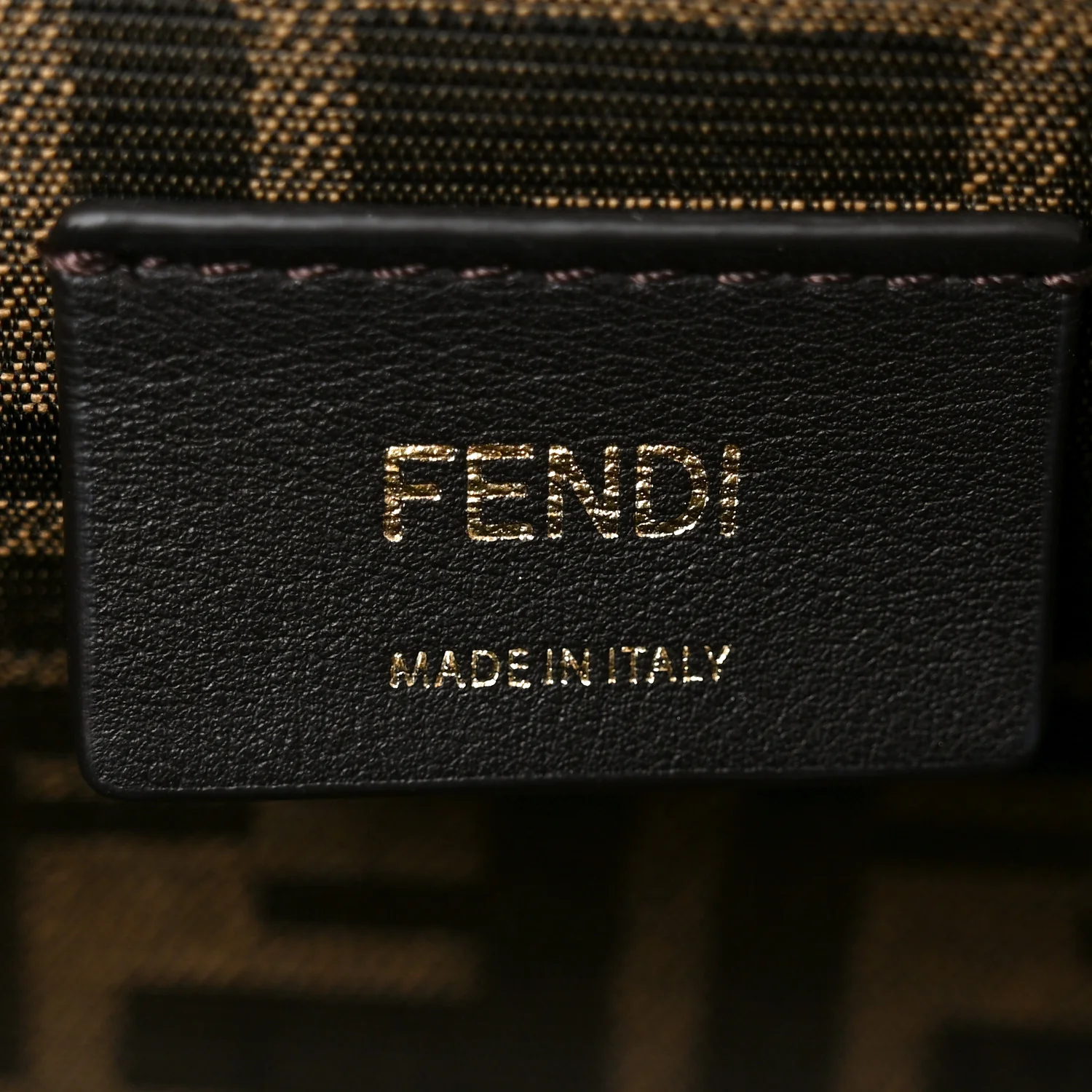 Shearling Small Fendi First Rosa Plaster - Image 6