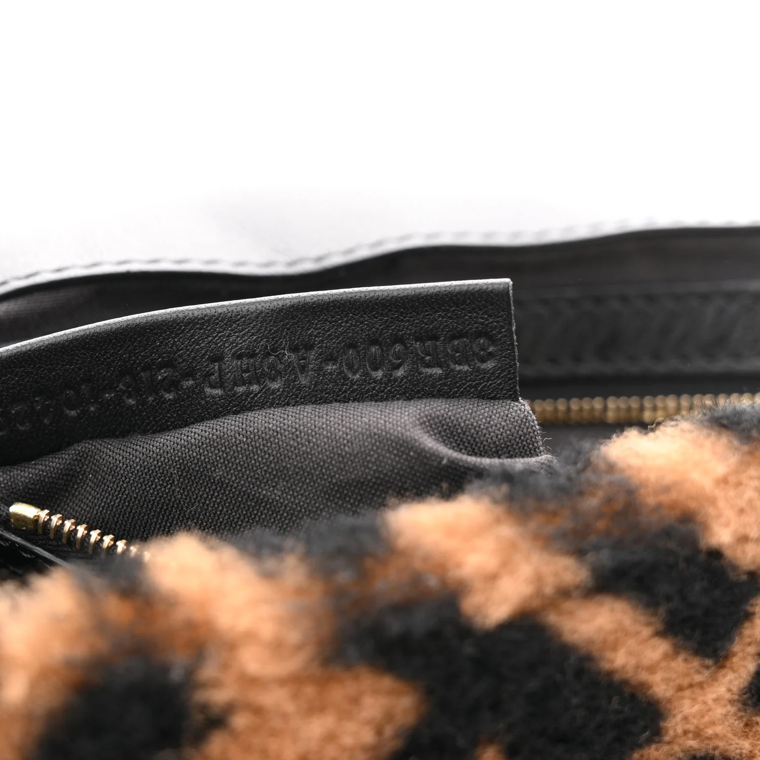 Shearling Vitello Dolce Macro FF 1974 Baguette Tobacco Black - Image 7