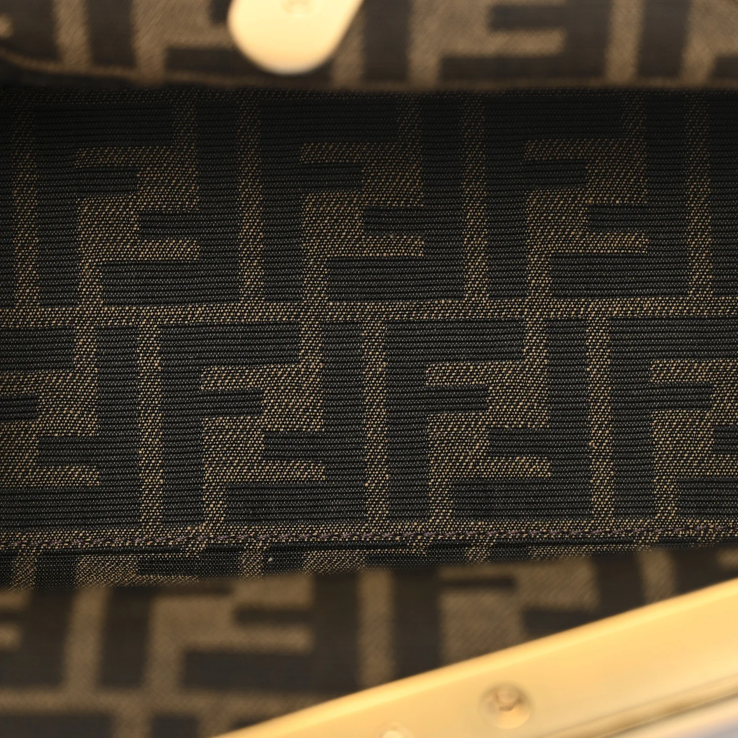 Snakeskin Small Fendi First Light Pink - Image 4